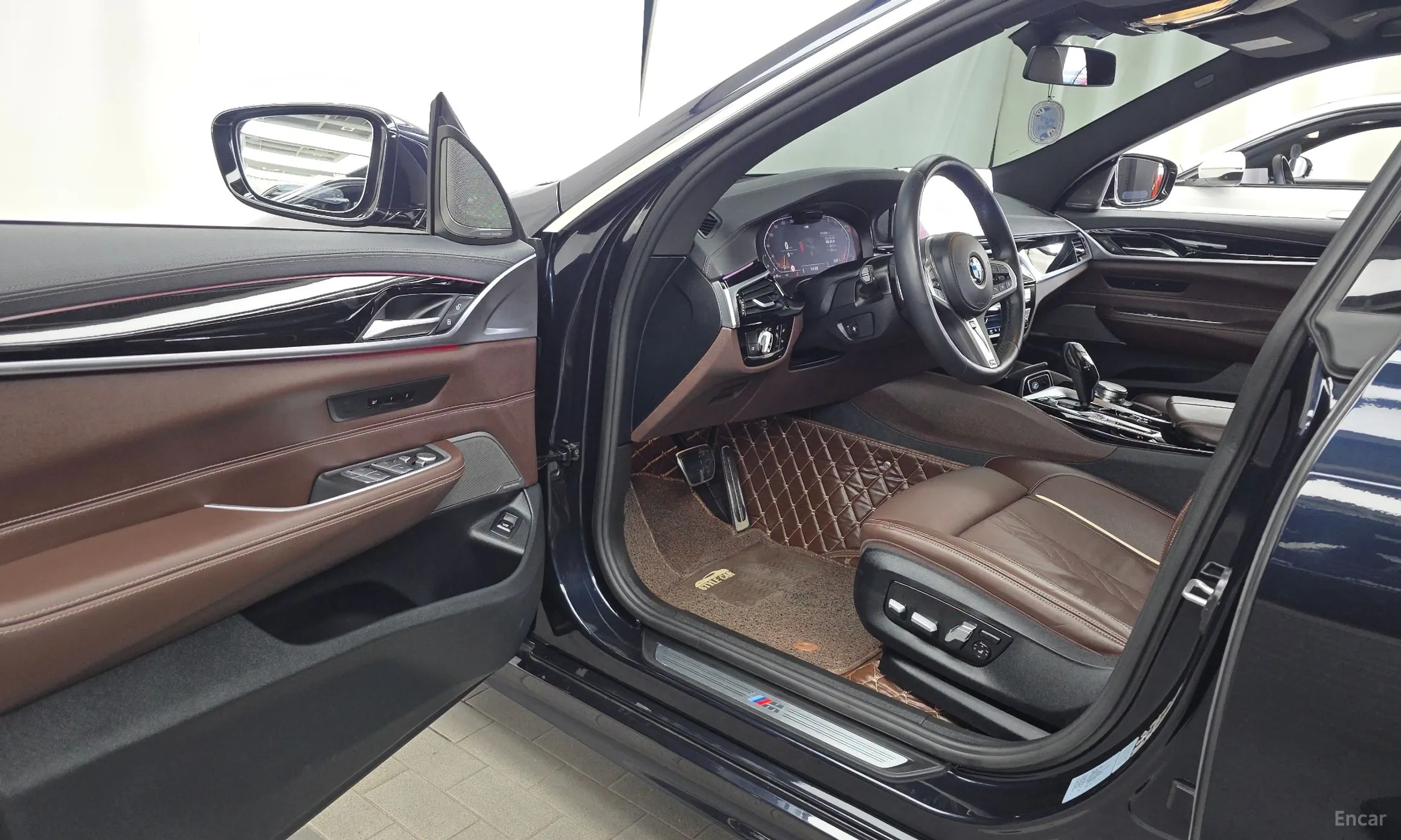 BMW 6-Series GT (G32) превью 10