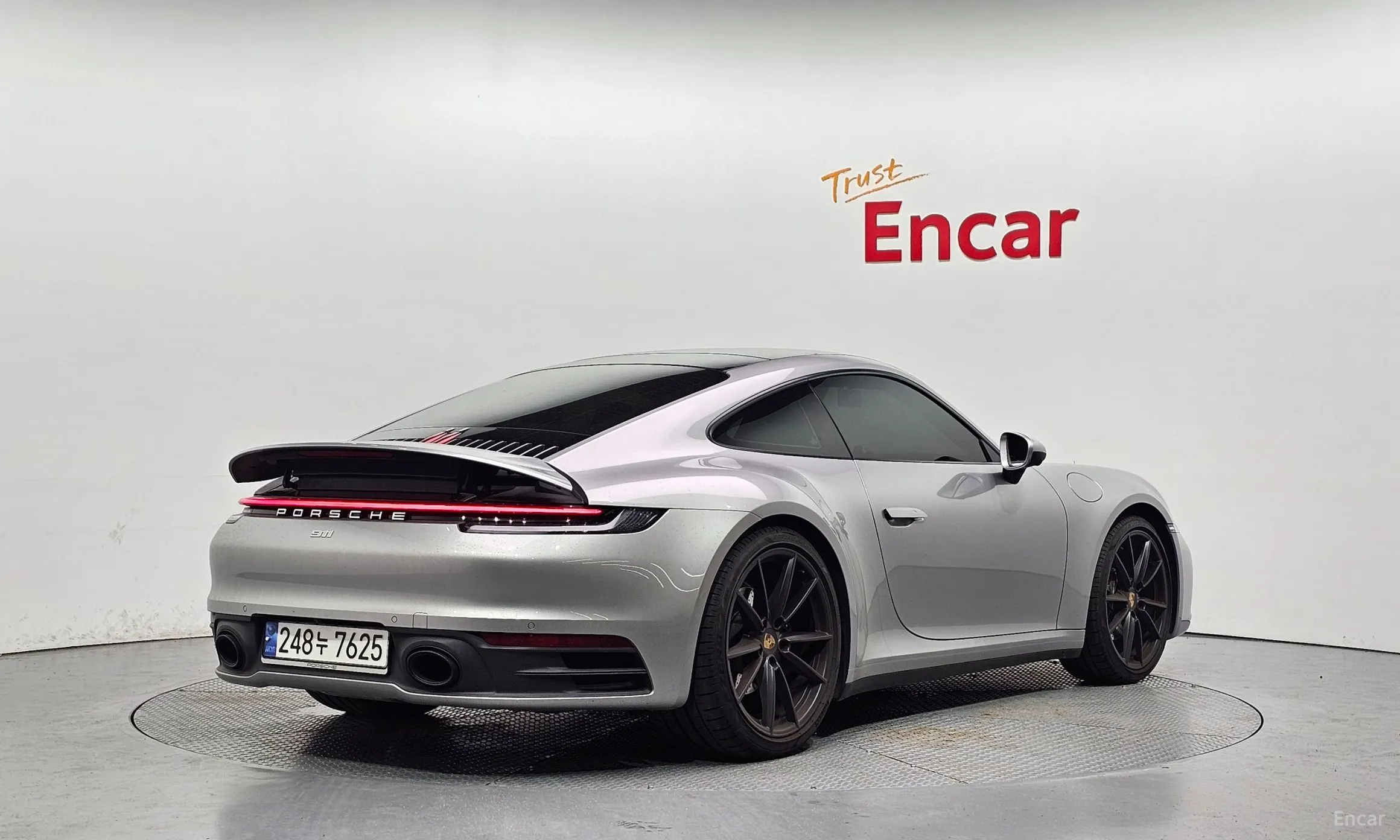 Porsche 911 (992)