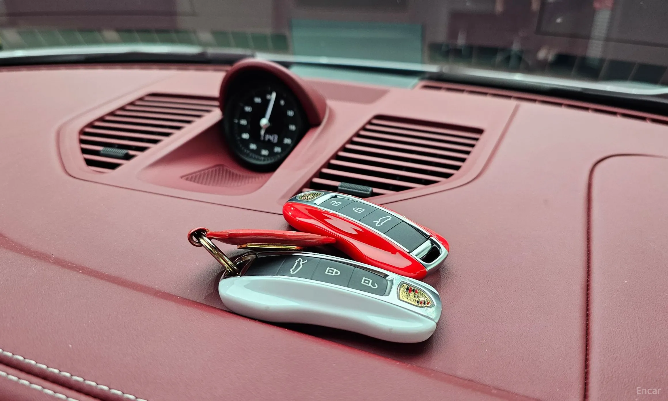 Porsche 911 (992) превью 16