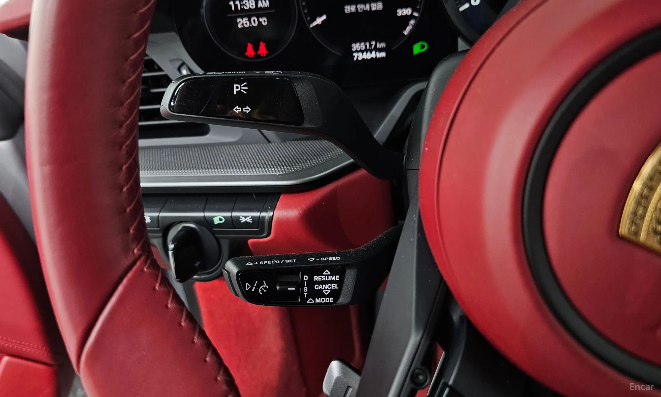 Porsche 911 (992) превью 17