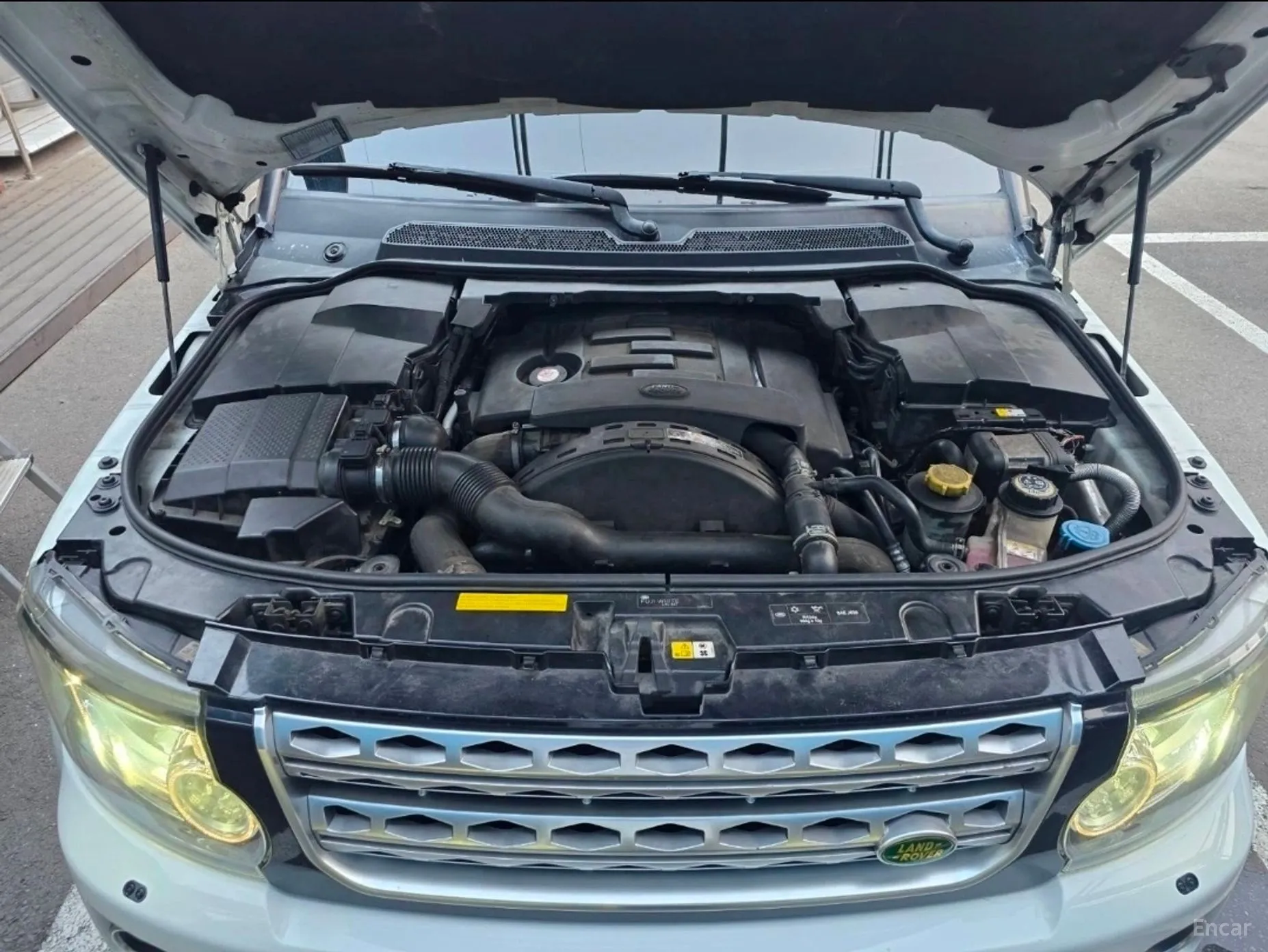 Land Rover Discovery 4 превью 10