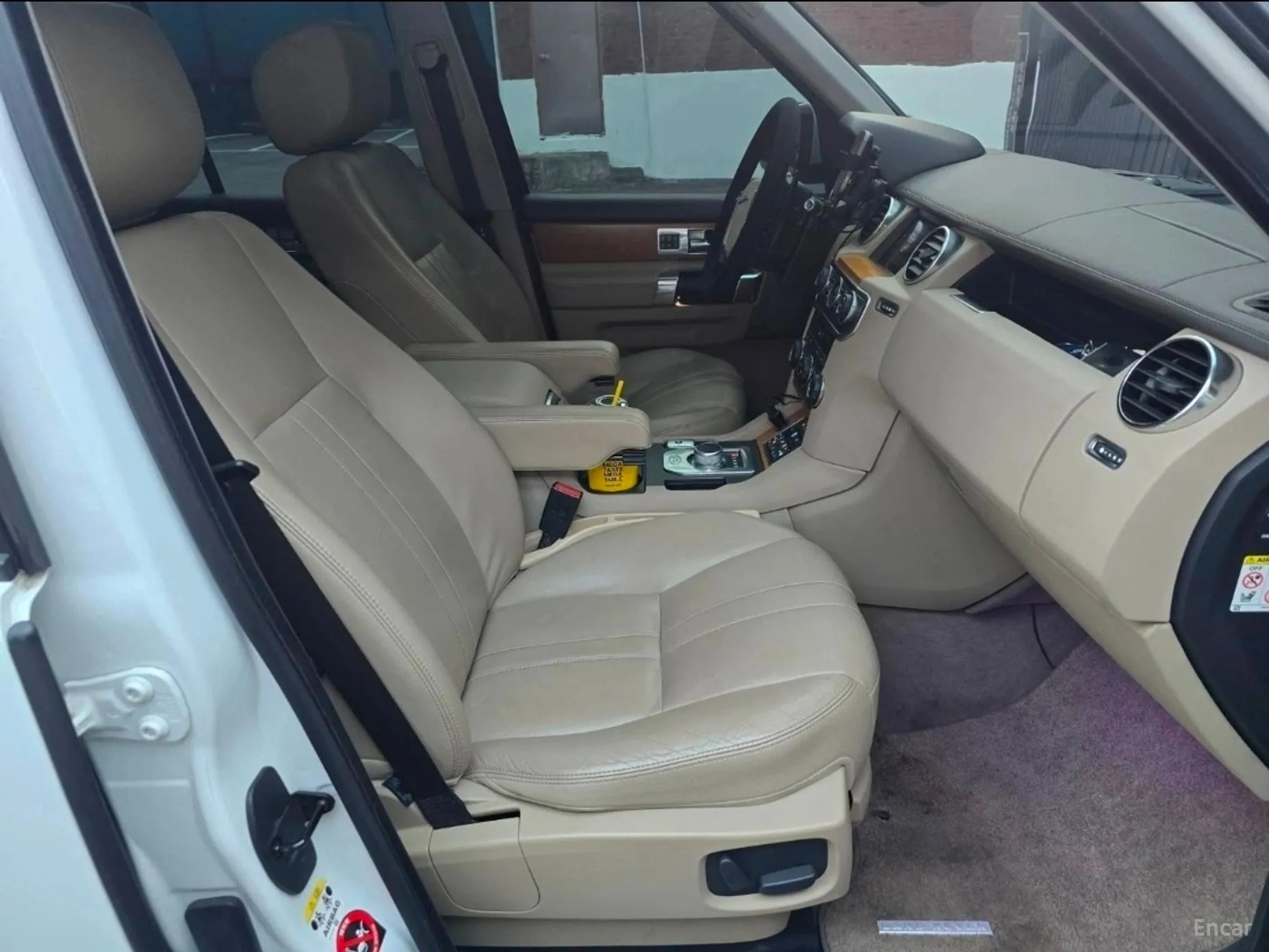 Land Rover Discovery 4 превью 13