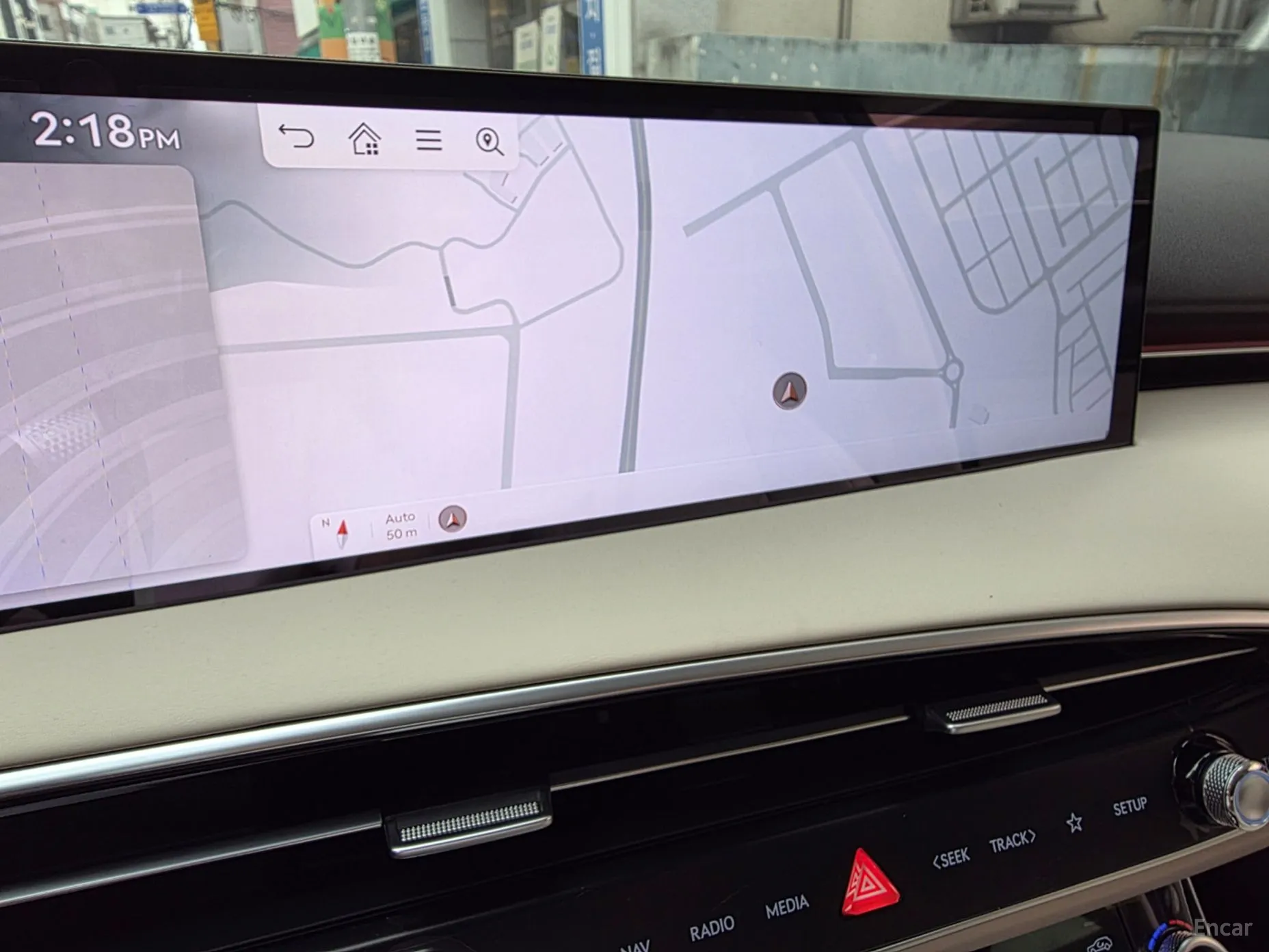 Genesis GV70 превью 13