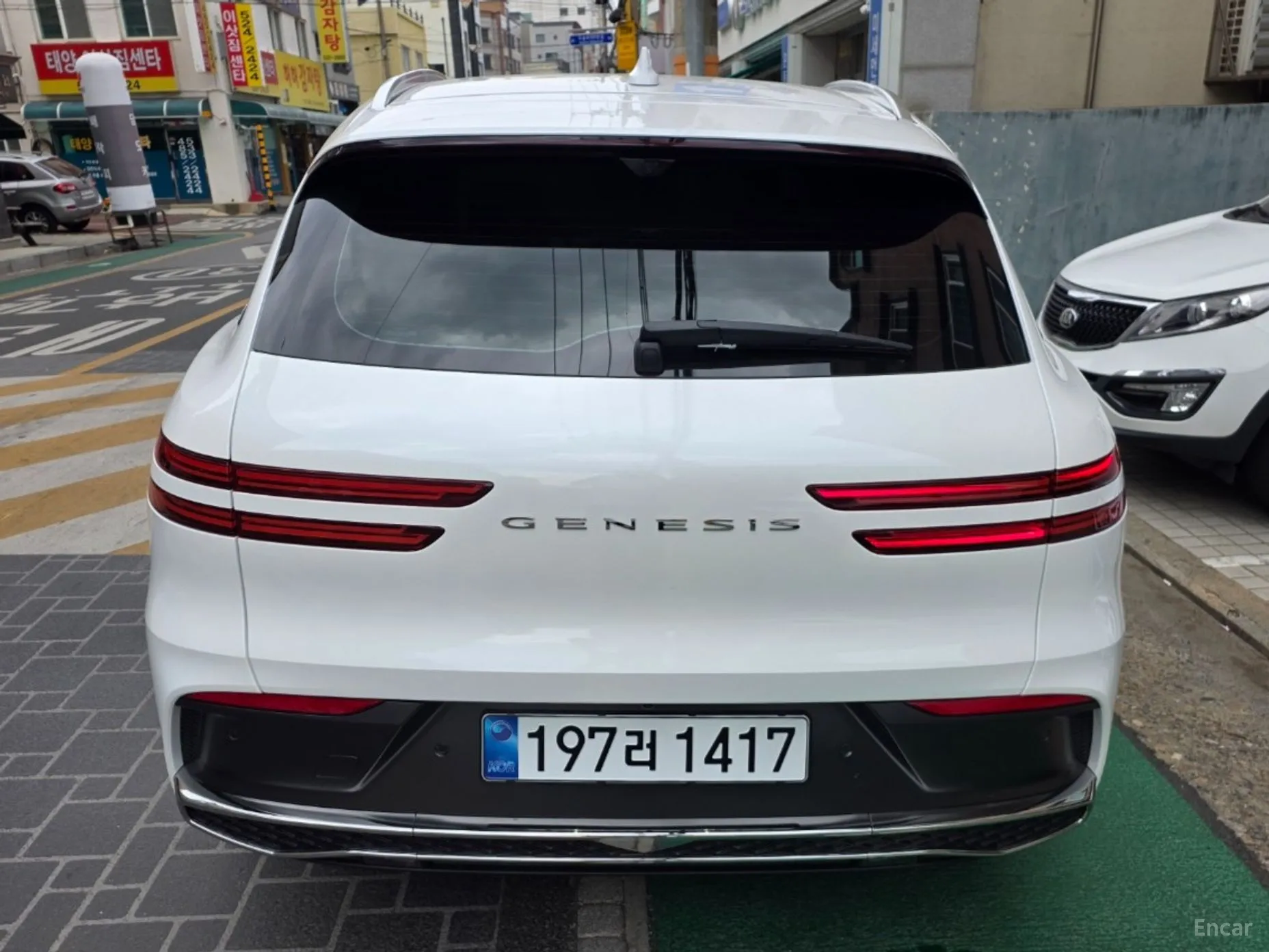 Genesis GV70 превью 4