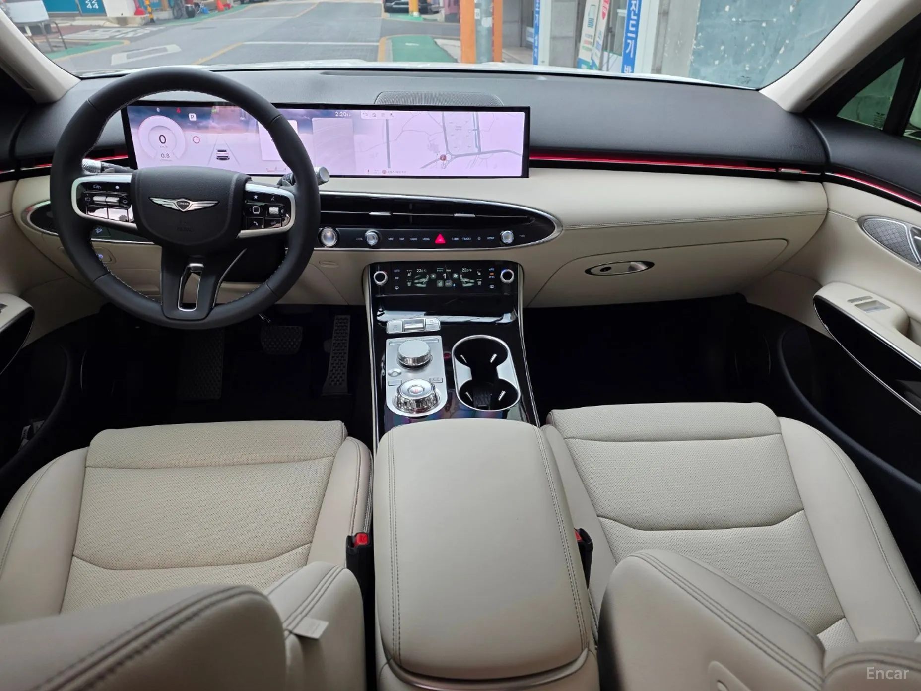 Genesis GV70 превью 7