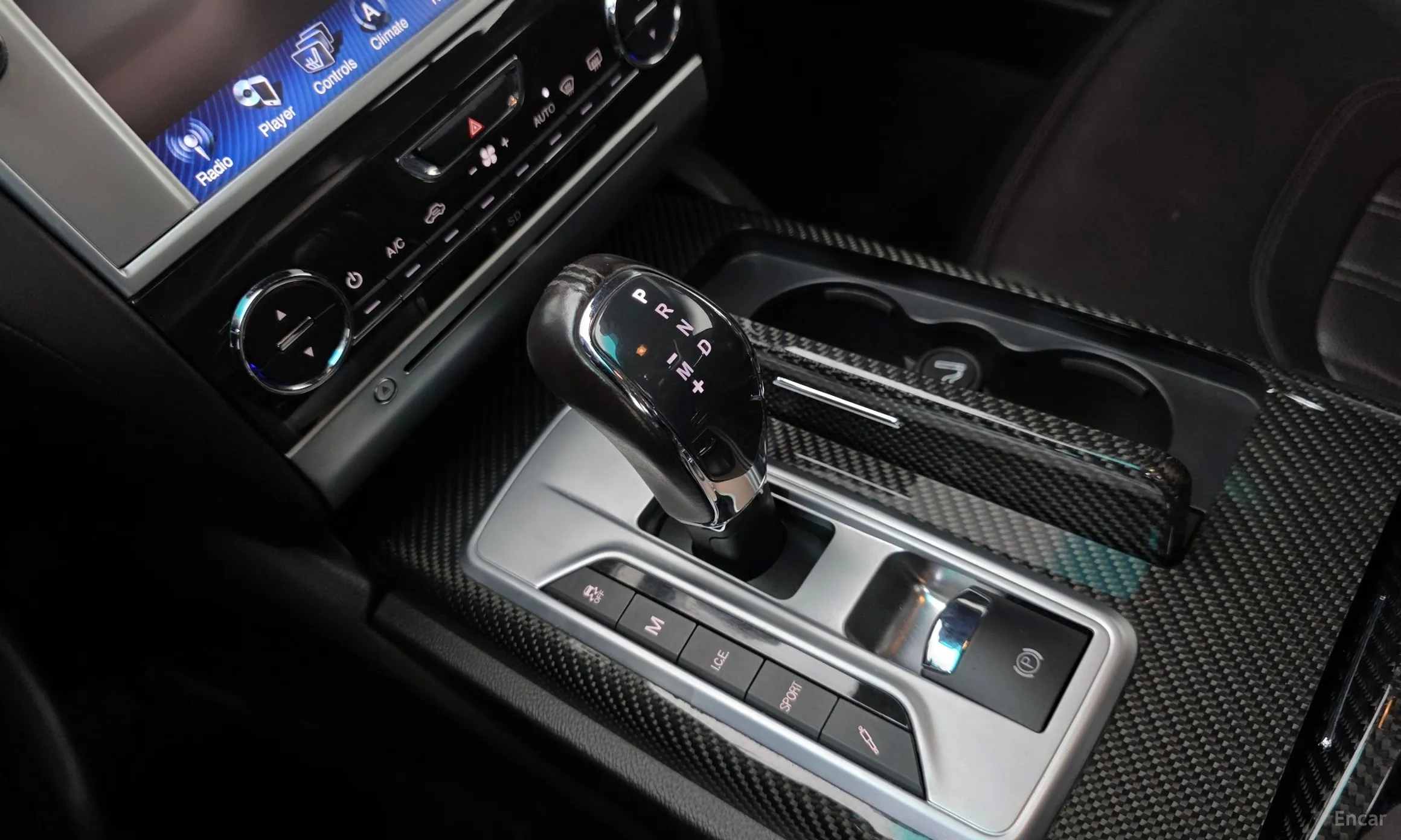 Maserati Quattroporte превью 9