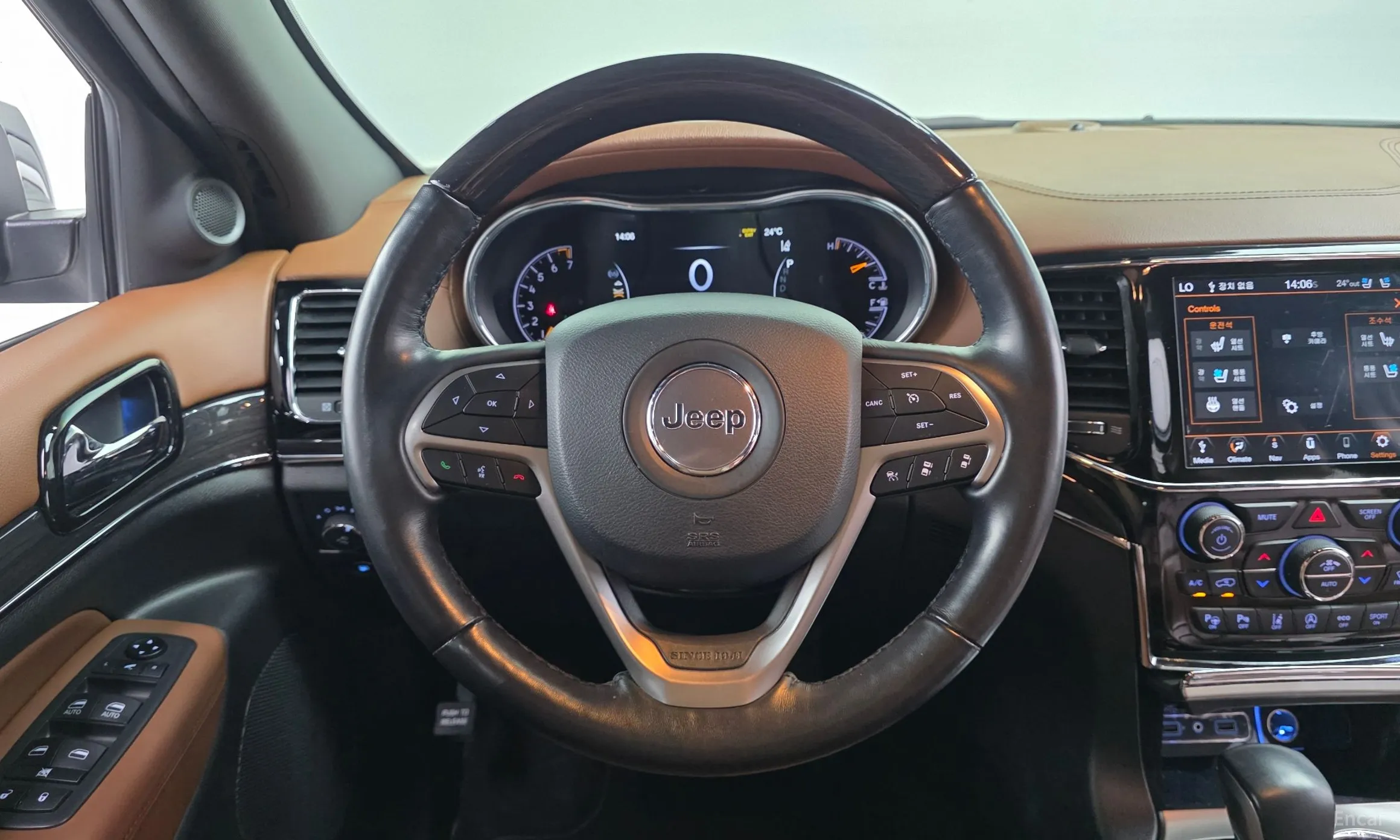 Jeep Grand Cherokee превью 13