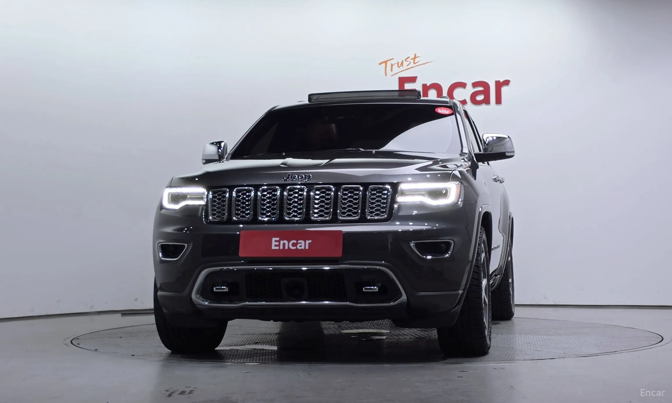 Jeep Grand Cherokee превью 3