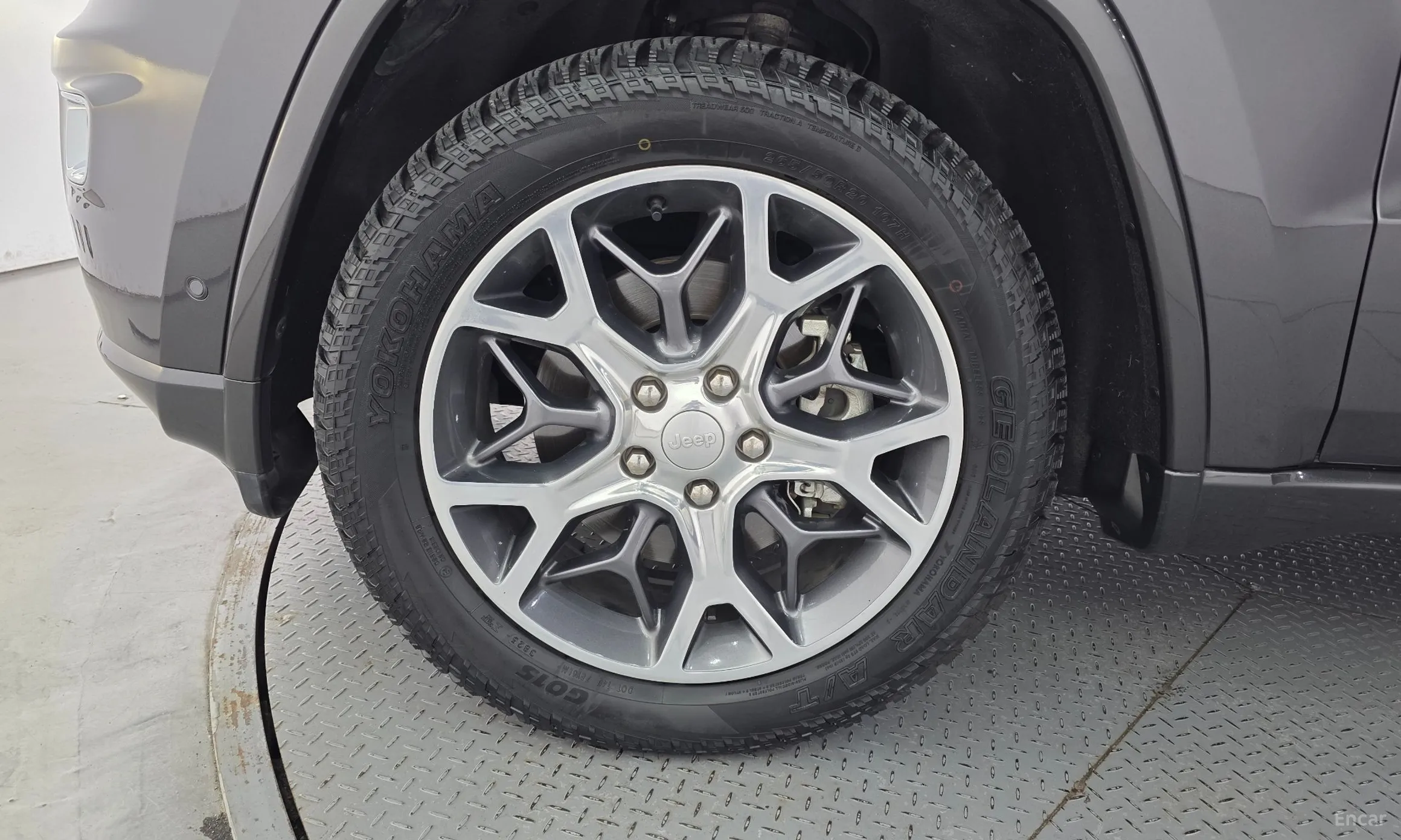 Jeep Grand Cherokee превью 5