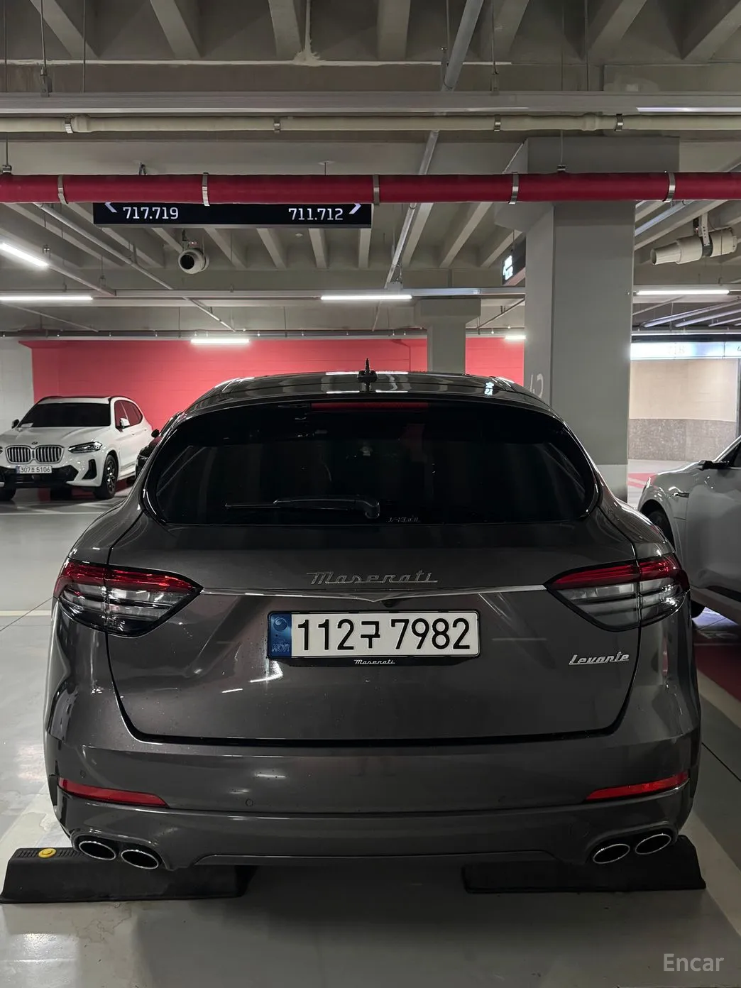 Maserati Levante превью 10