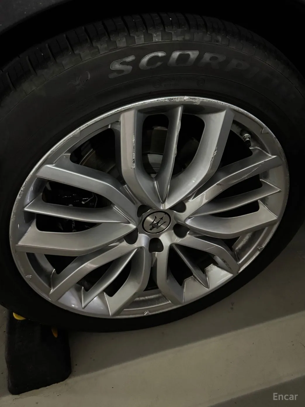 Maserati Levante превью 8