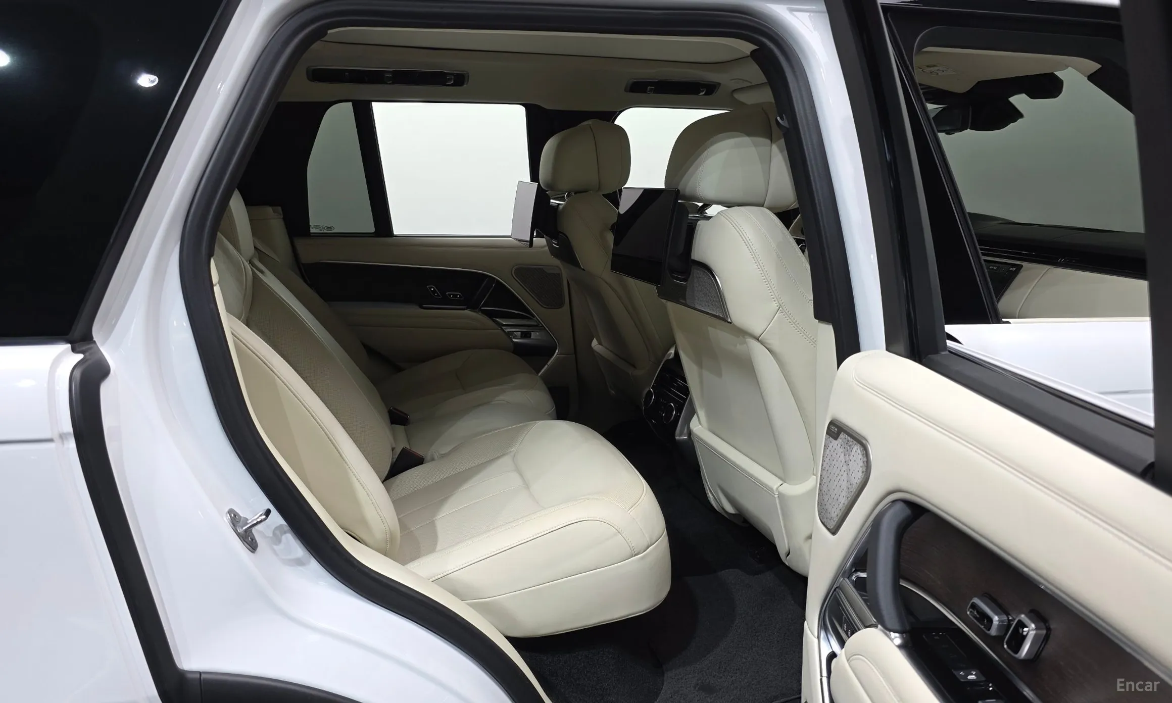 Land Rover Range Rover 5th Generation превью 12