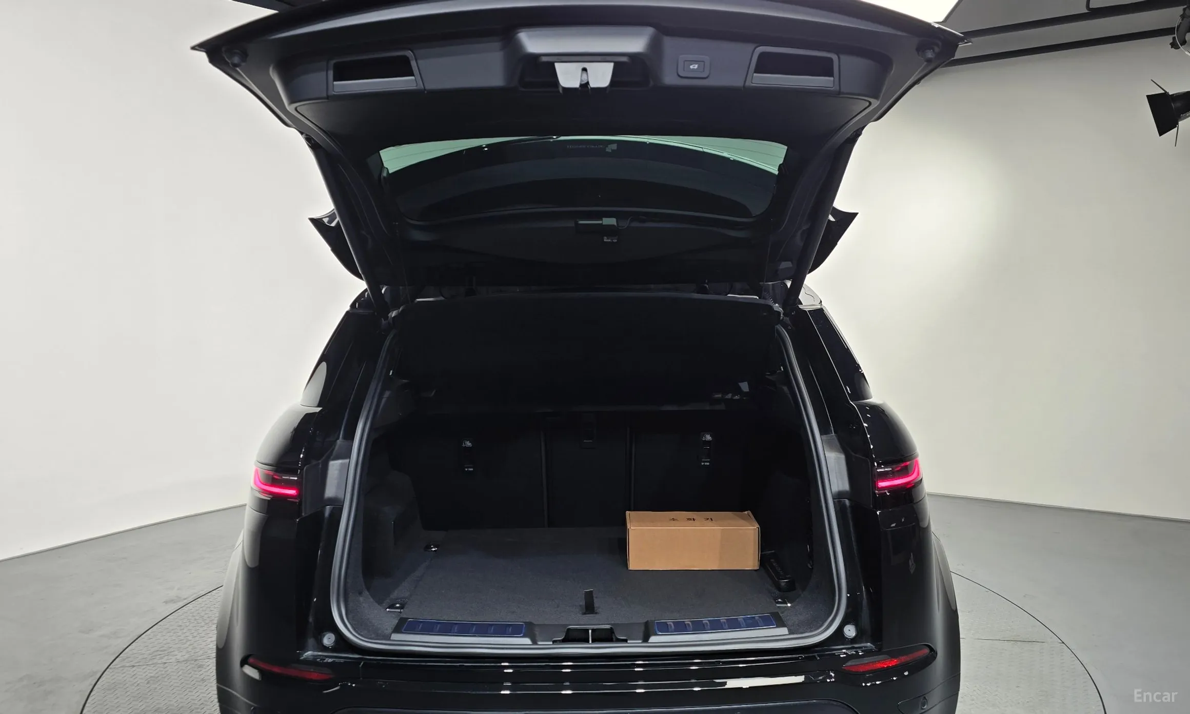 Land Rover Range Rover Evoque 2nd Generation превью 18