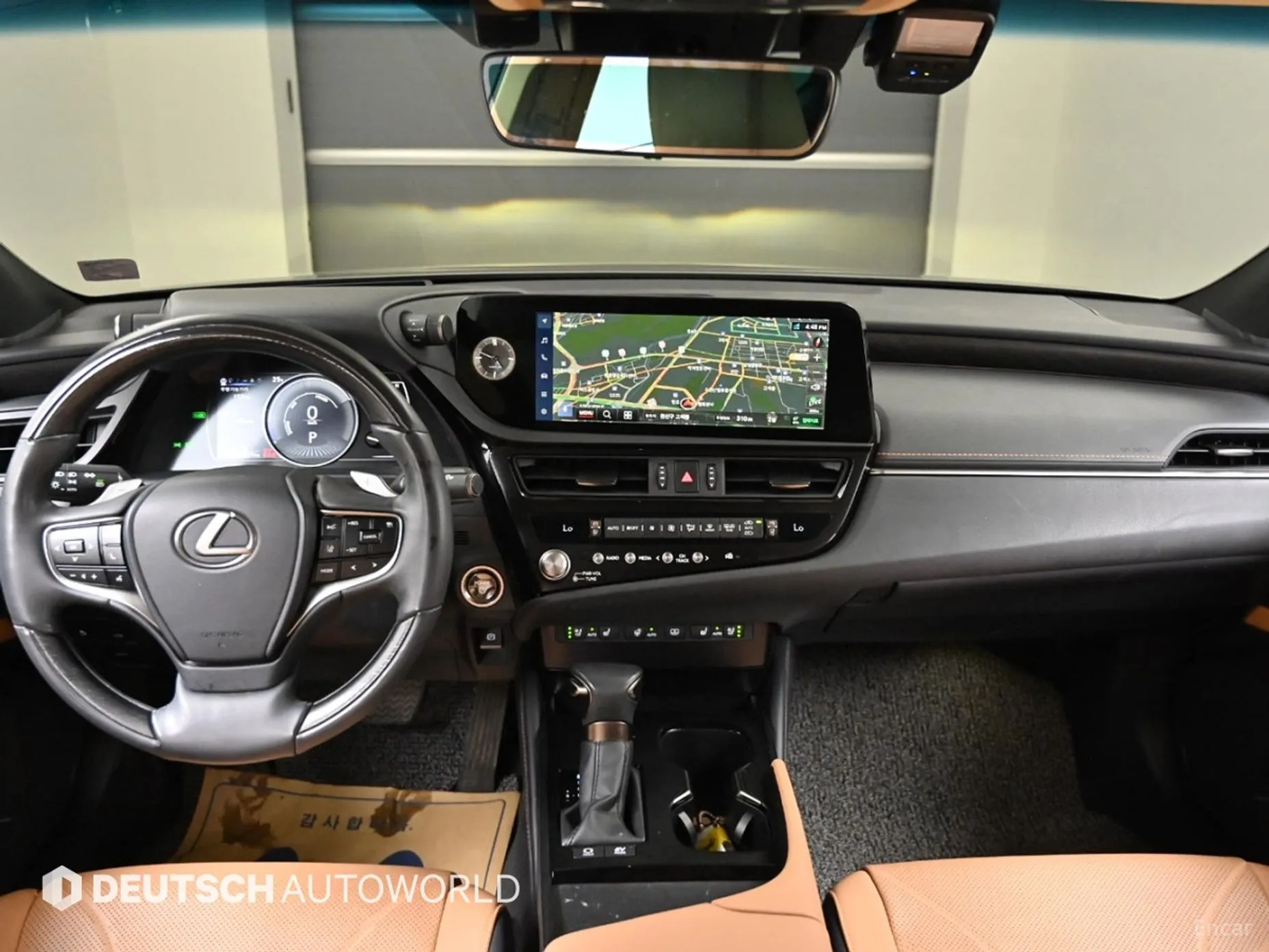 Lexus ES300h 7th Generation превью 7