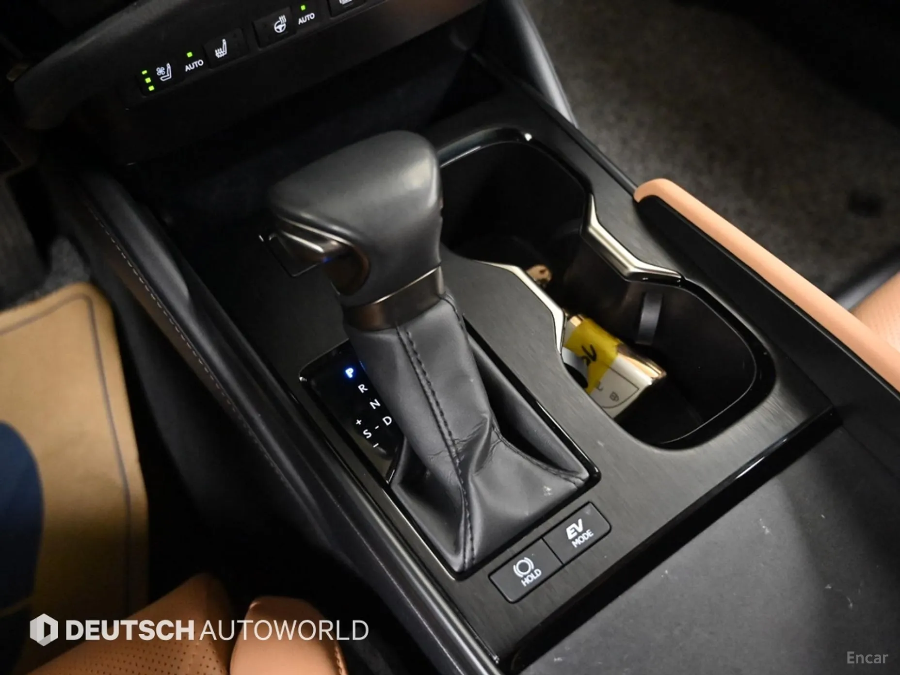 Lexus ES300h 7th Generation превью 9