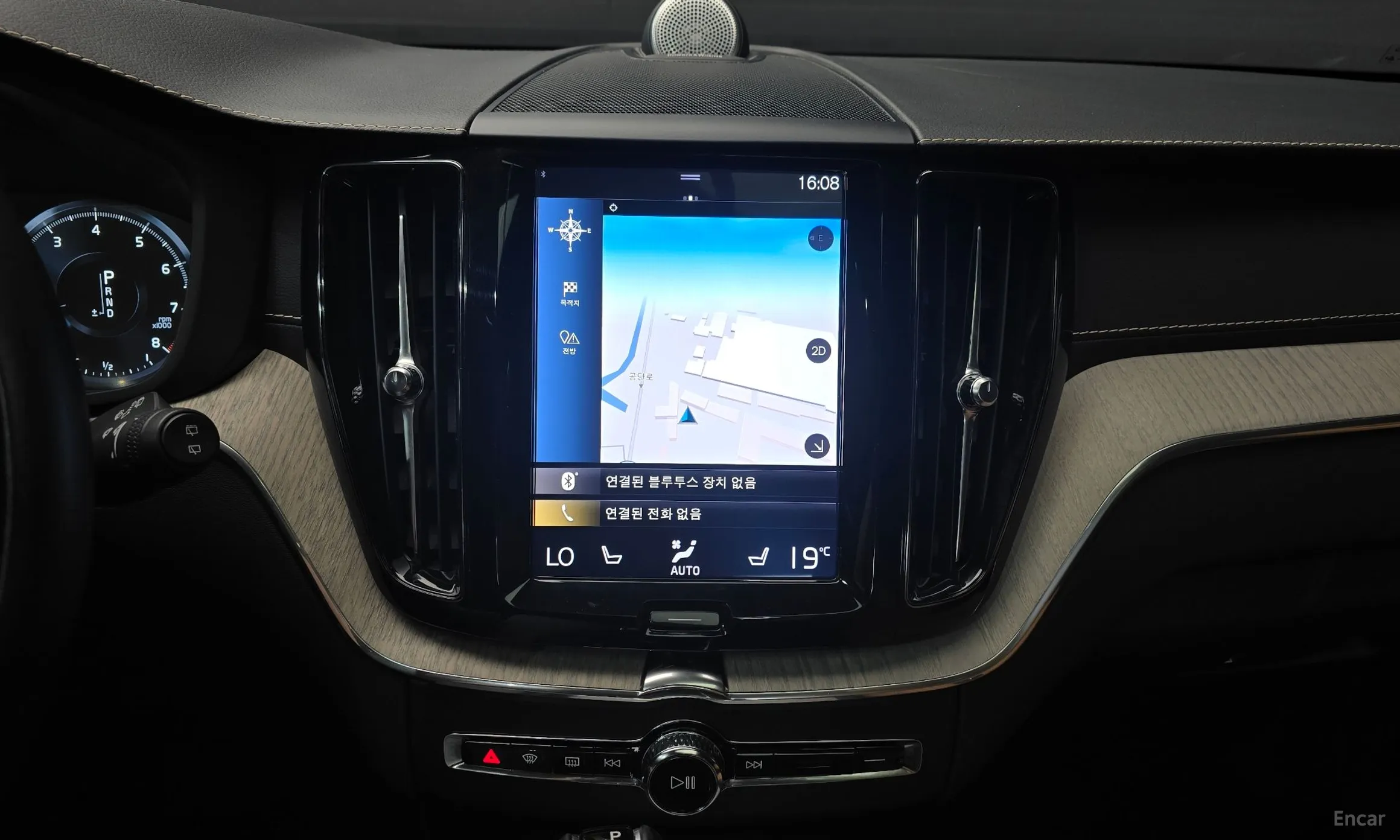 Volvo XC60 Gen 2 превью 14
