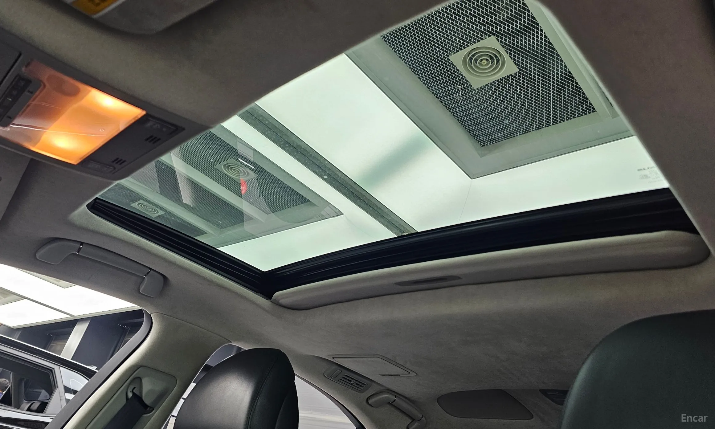 Lexus LS460 превью 18