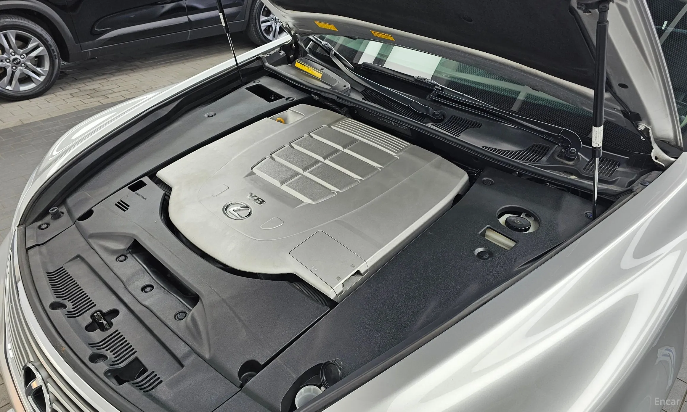 Lexus LS460 превью 6