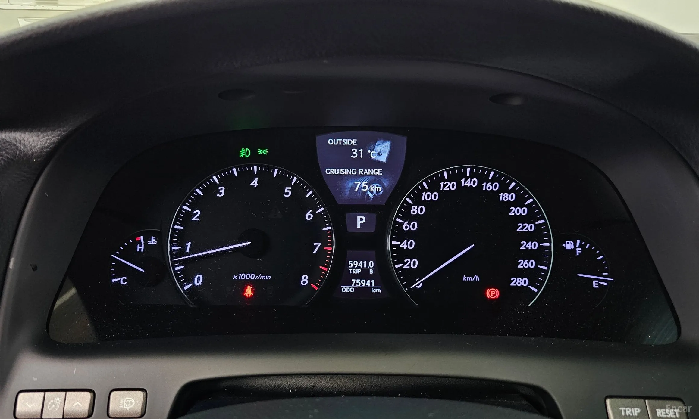 Lexus LS460 превью 8