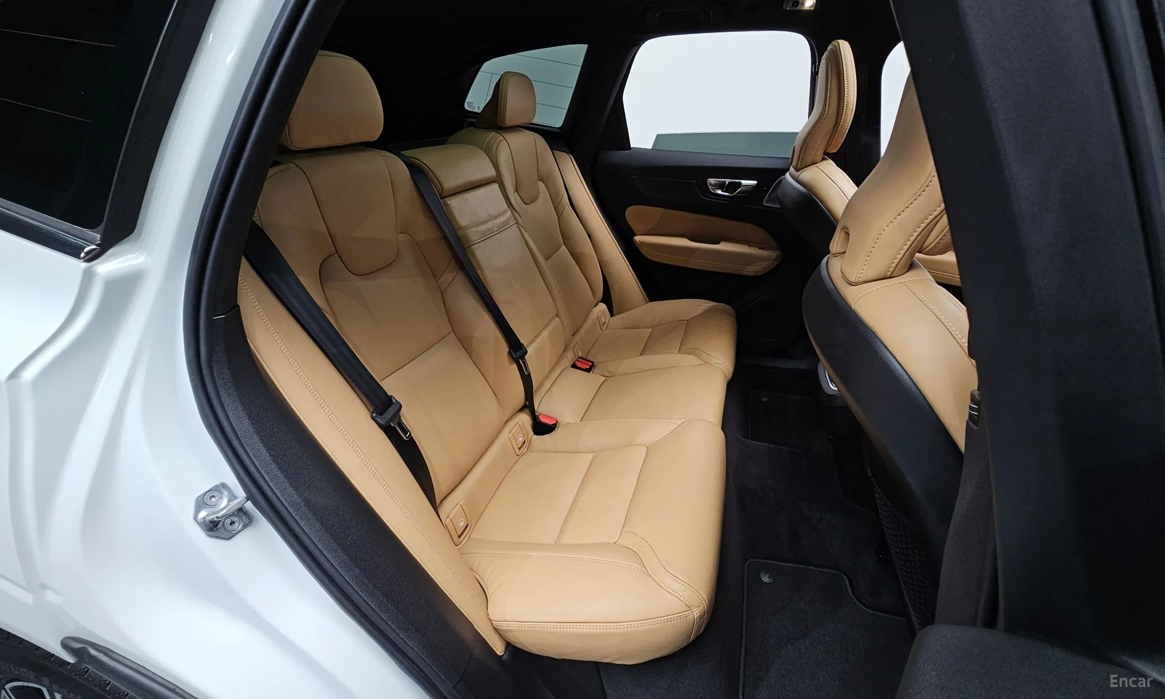 Volvo XC60 Gen 2 превью 11