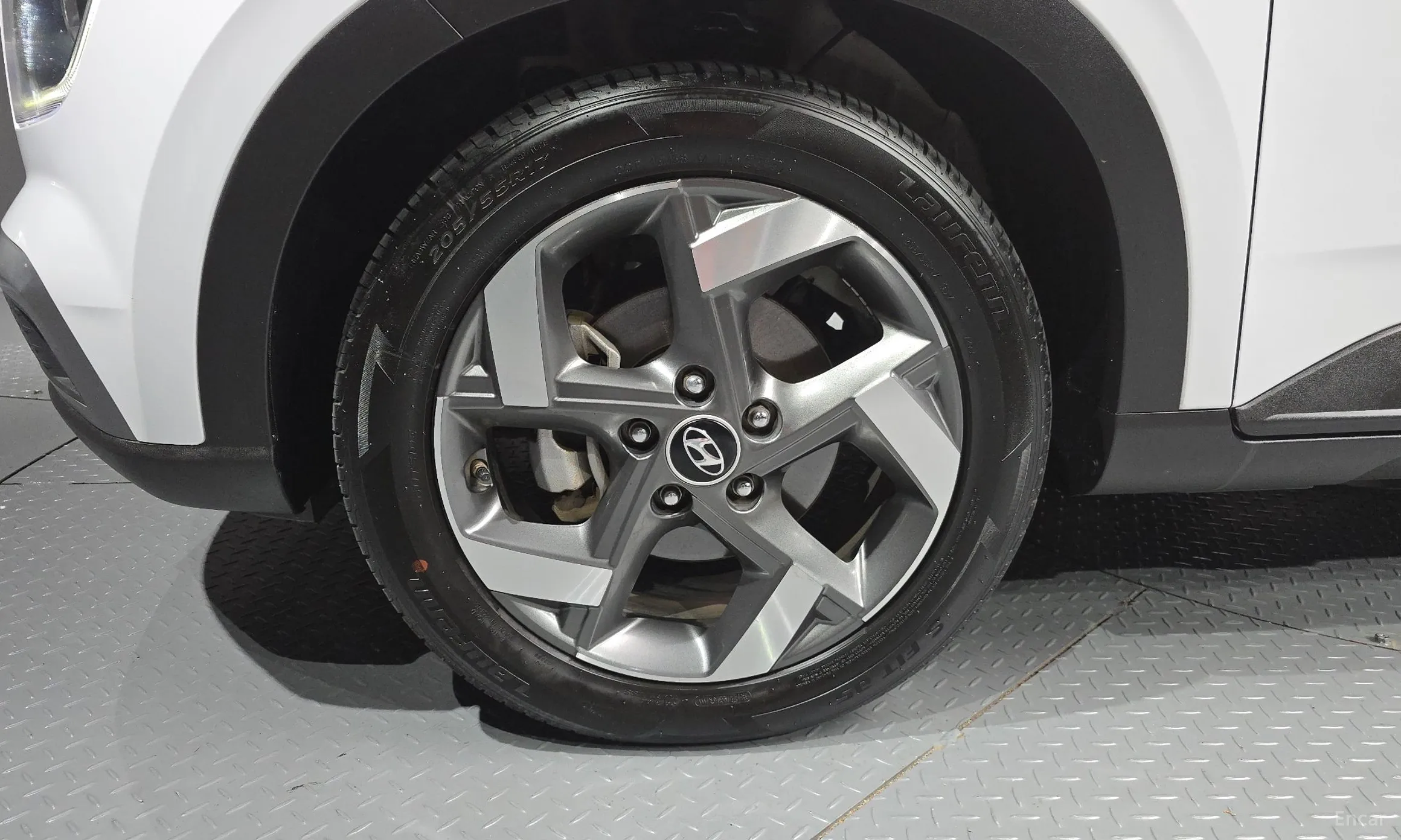 Hyundai Venue превью 5