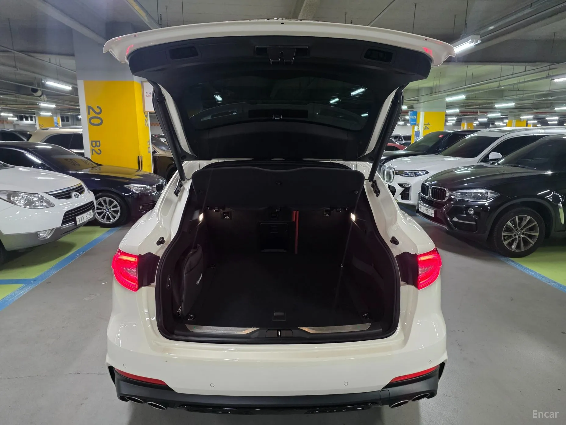 Maserati Levante превью 6