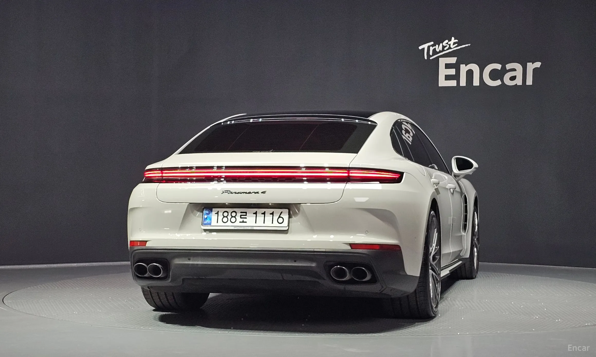 Porsche Panamera (976) превью 4