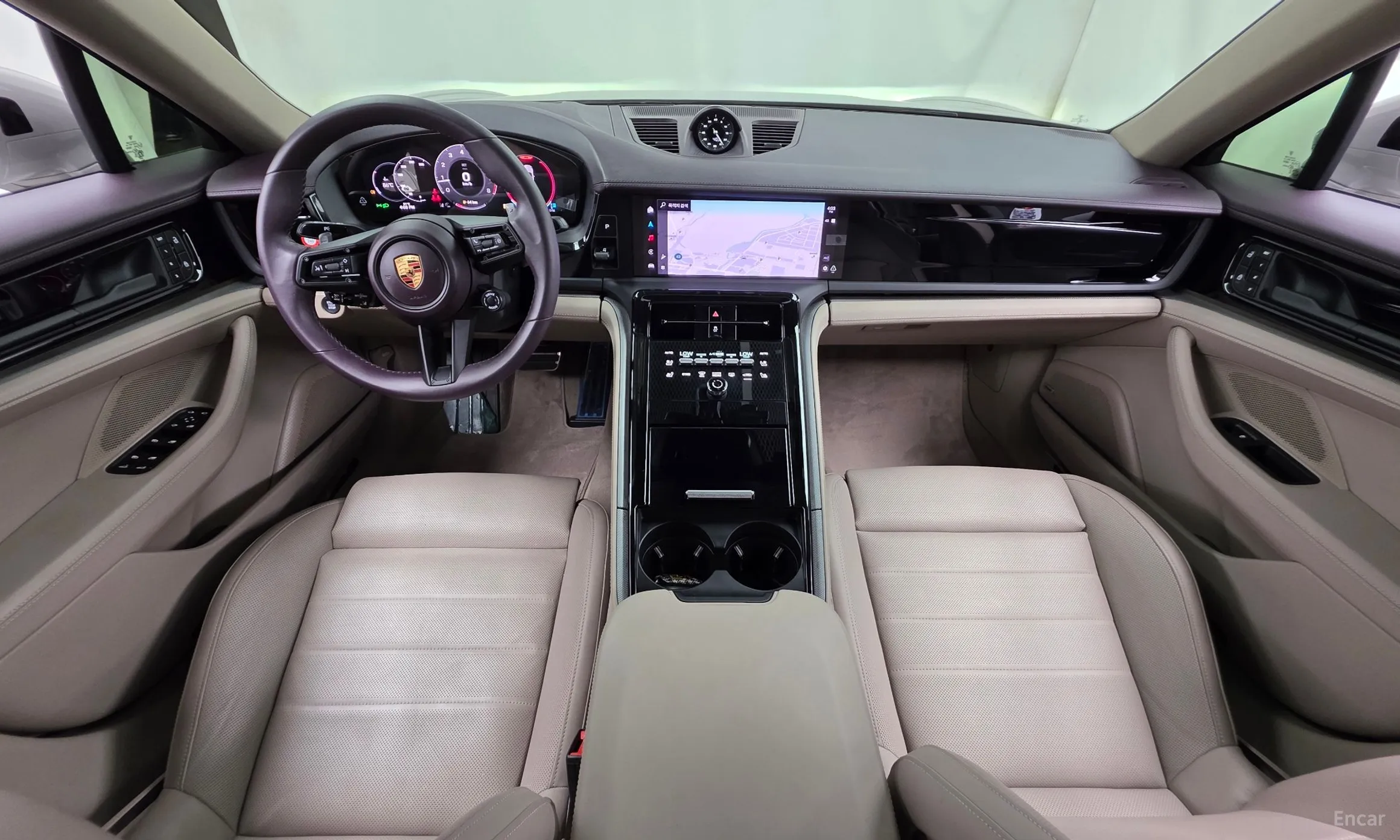 Porsche Panamera (976) превью 7