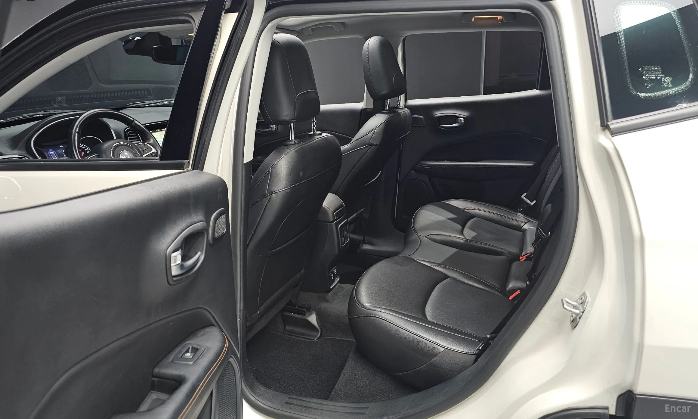 Jeep Compass 2nd Generation превью 12