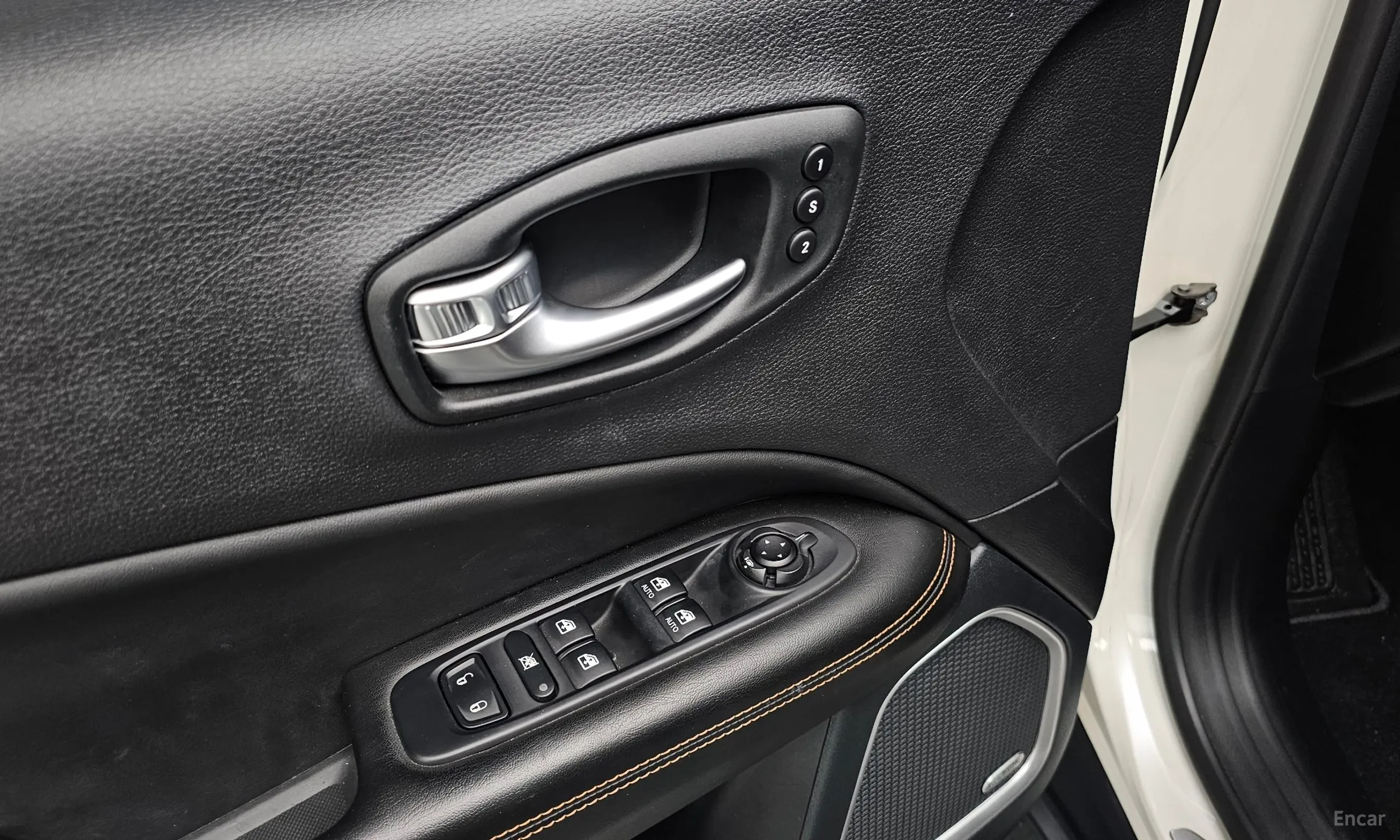 Jeep Compass 2nd Generation превью 18