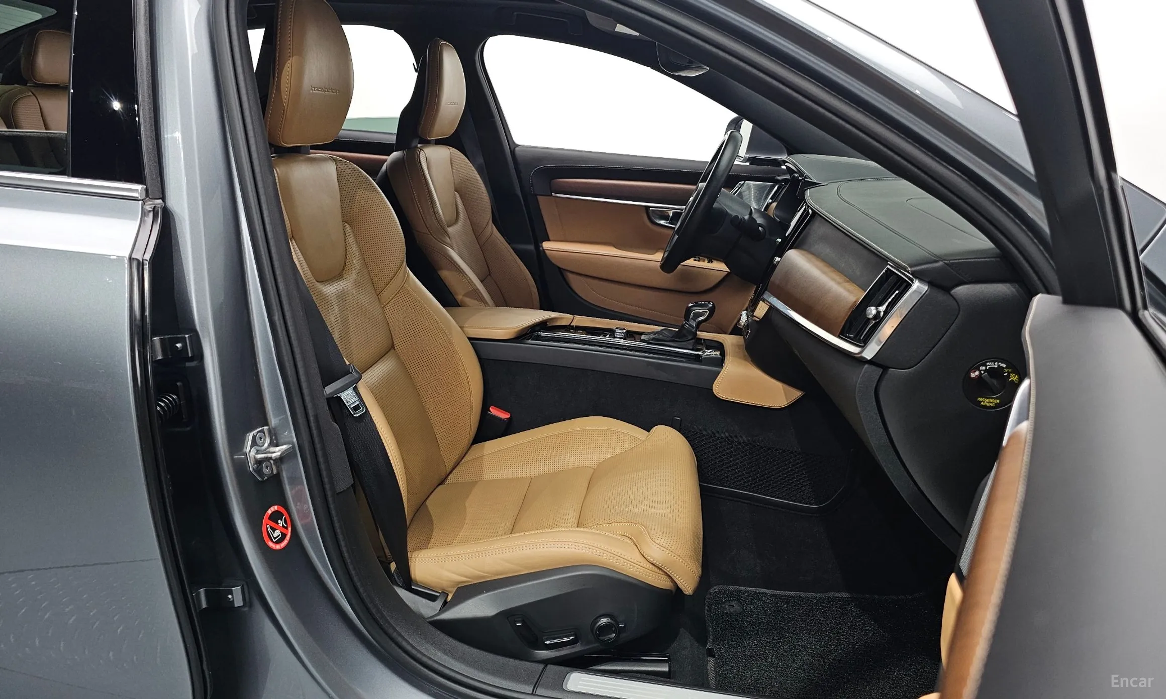 Volvo S90 превью 10