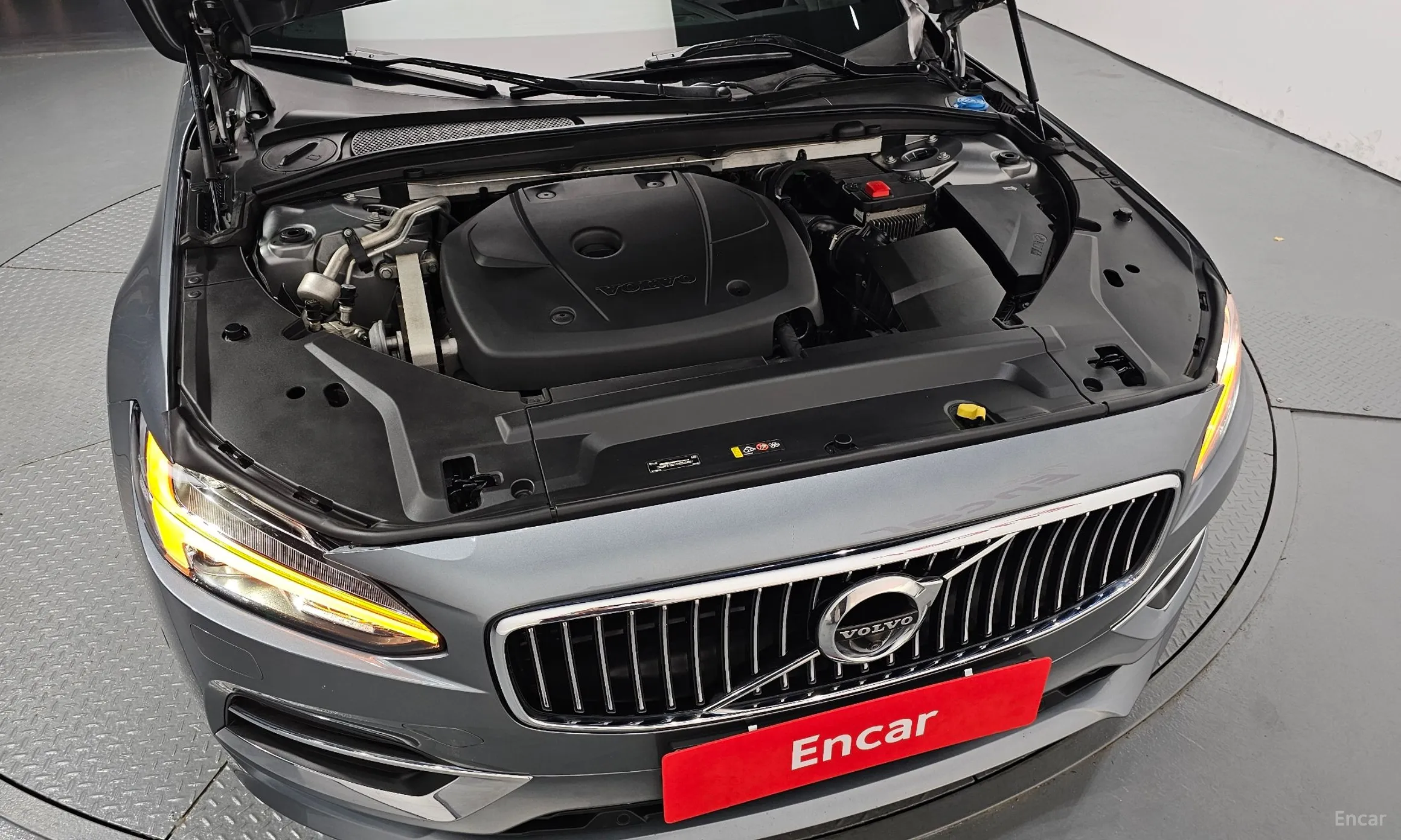 Volvo S90 превью 6
