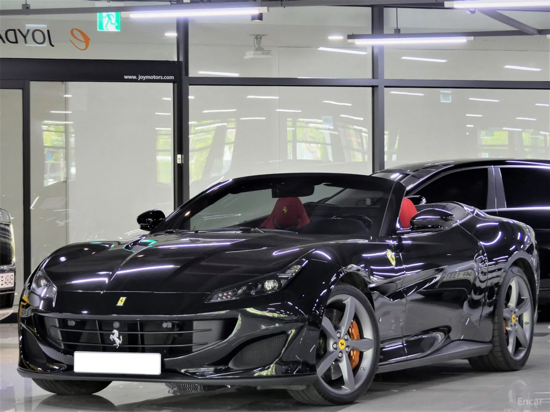 Ferrari Portofino превью 3