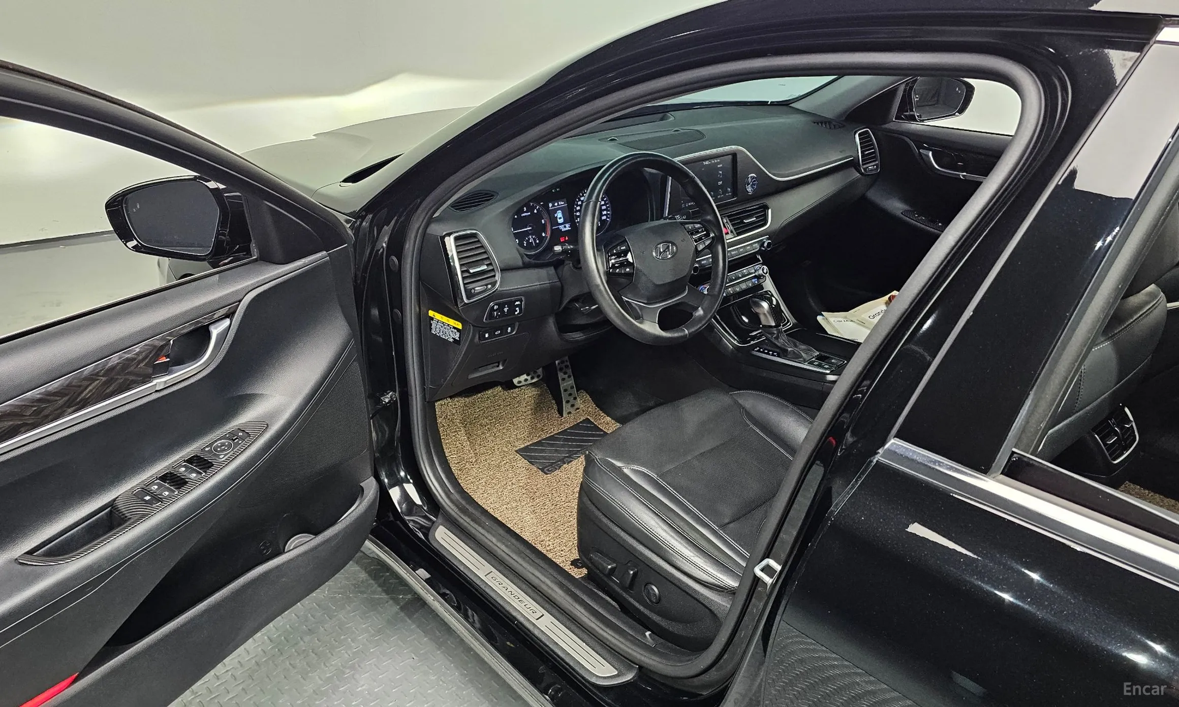 Hyundai Grandeur IG превью 11