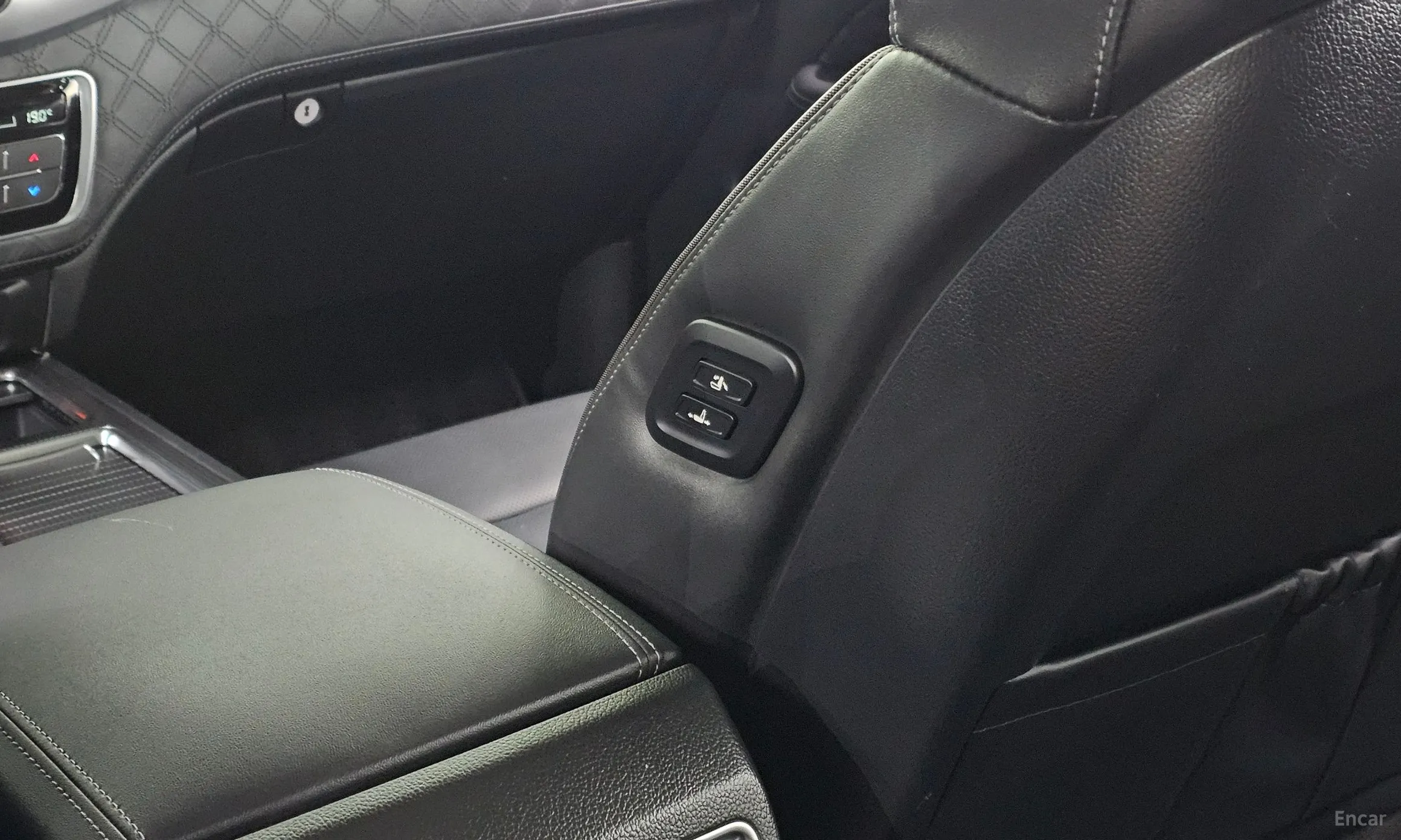 KG Mobility (SsangYong) Rexton превью 20
