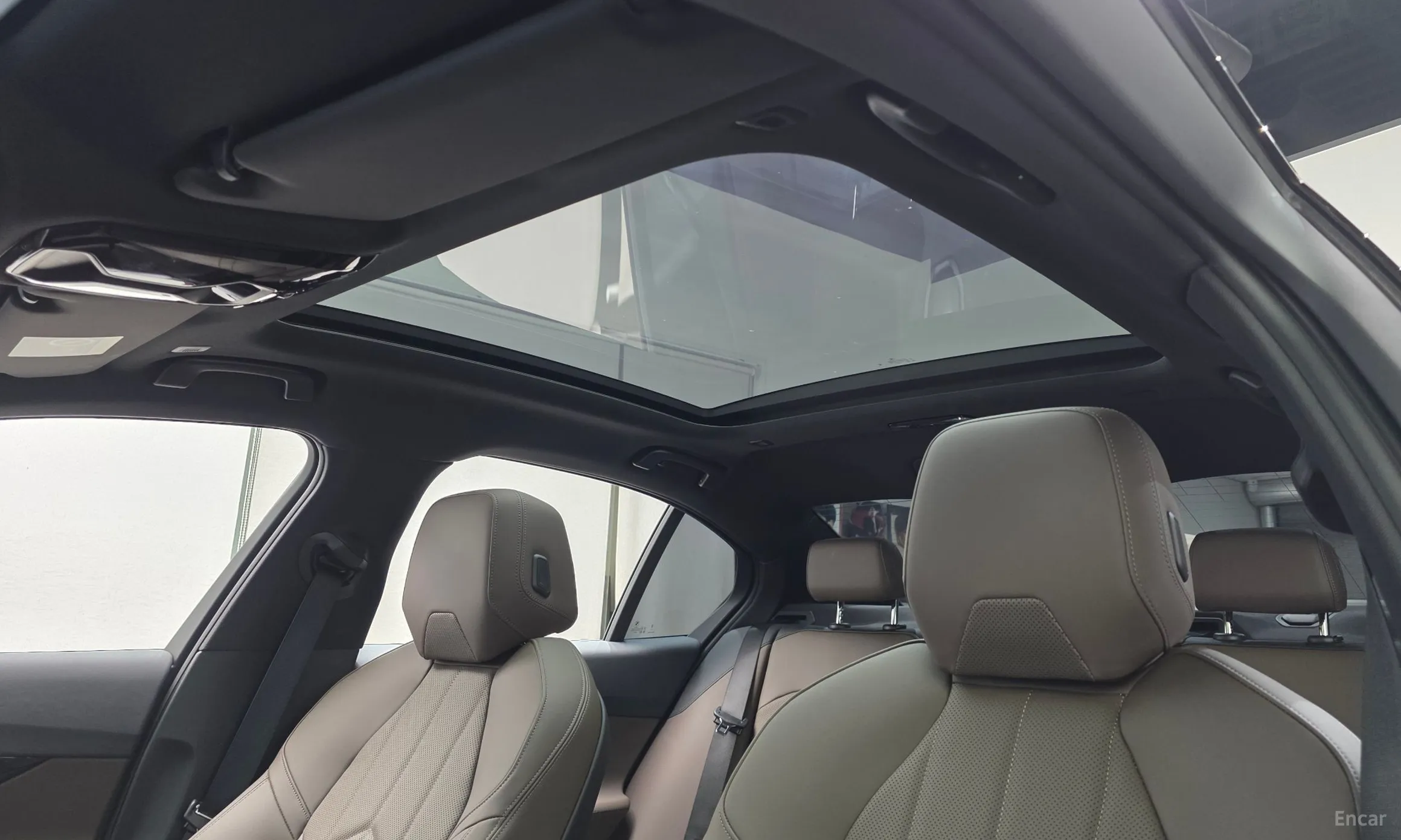 BMW 5 Series (G60) превью 18