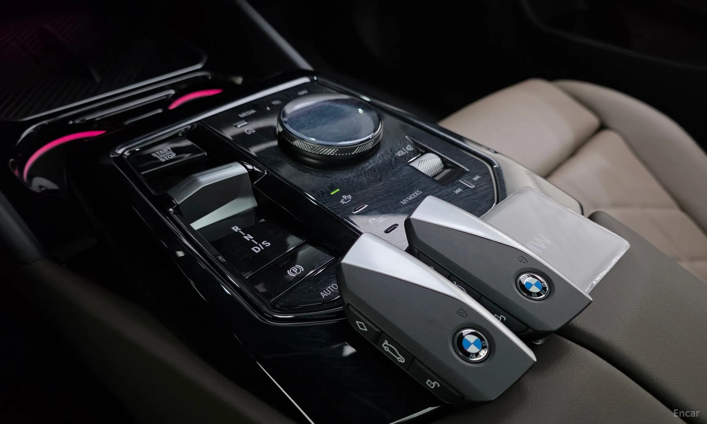 BMW 5 Series (G60) превью 9