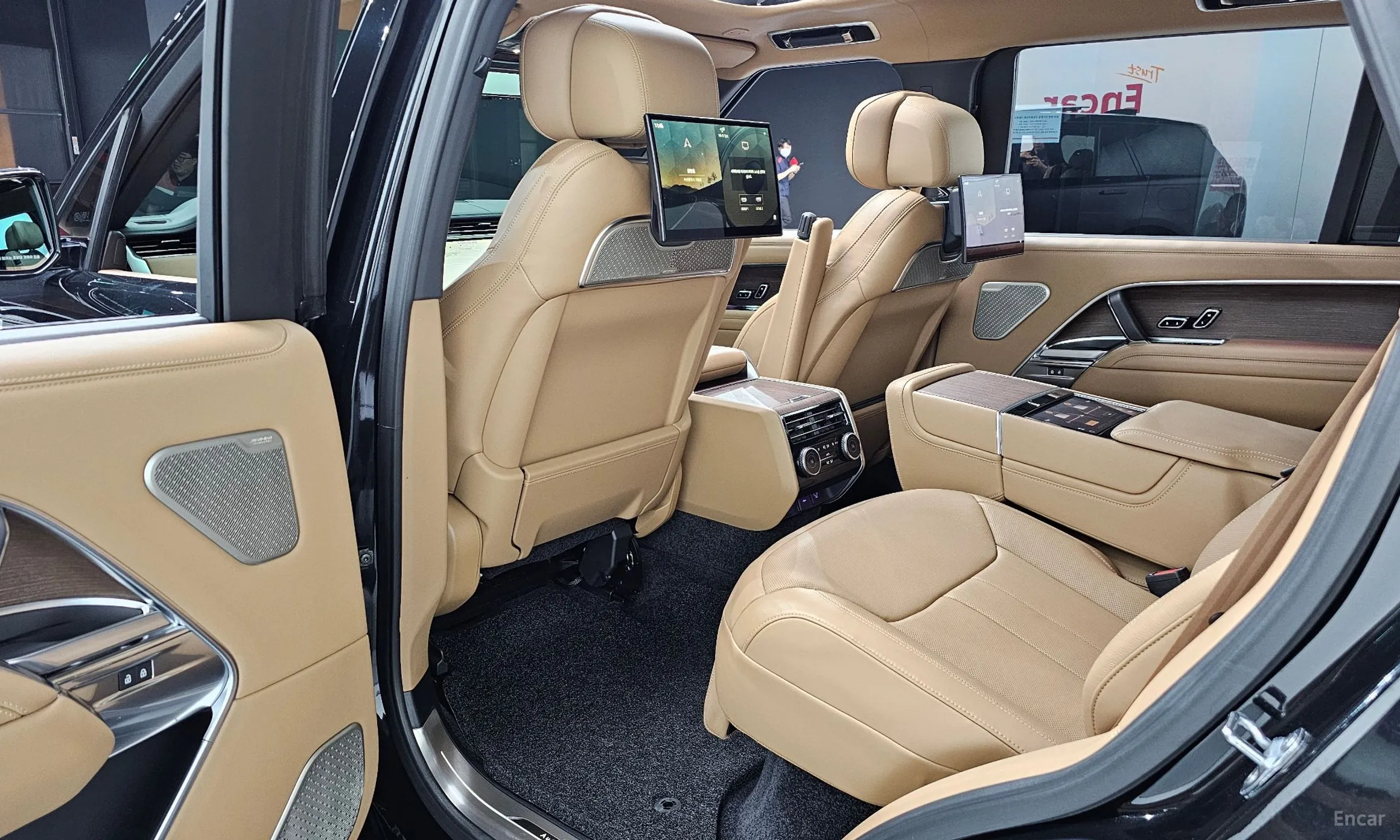 Land Rover Range Rover 5th Generation превью 12