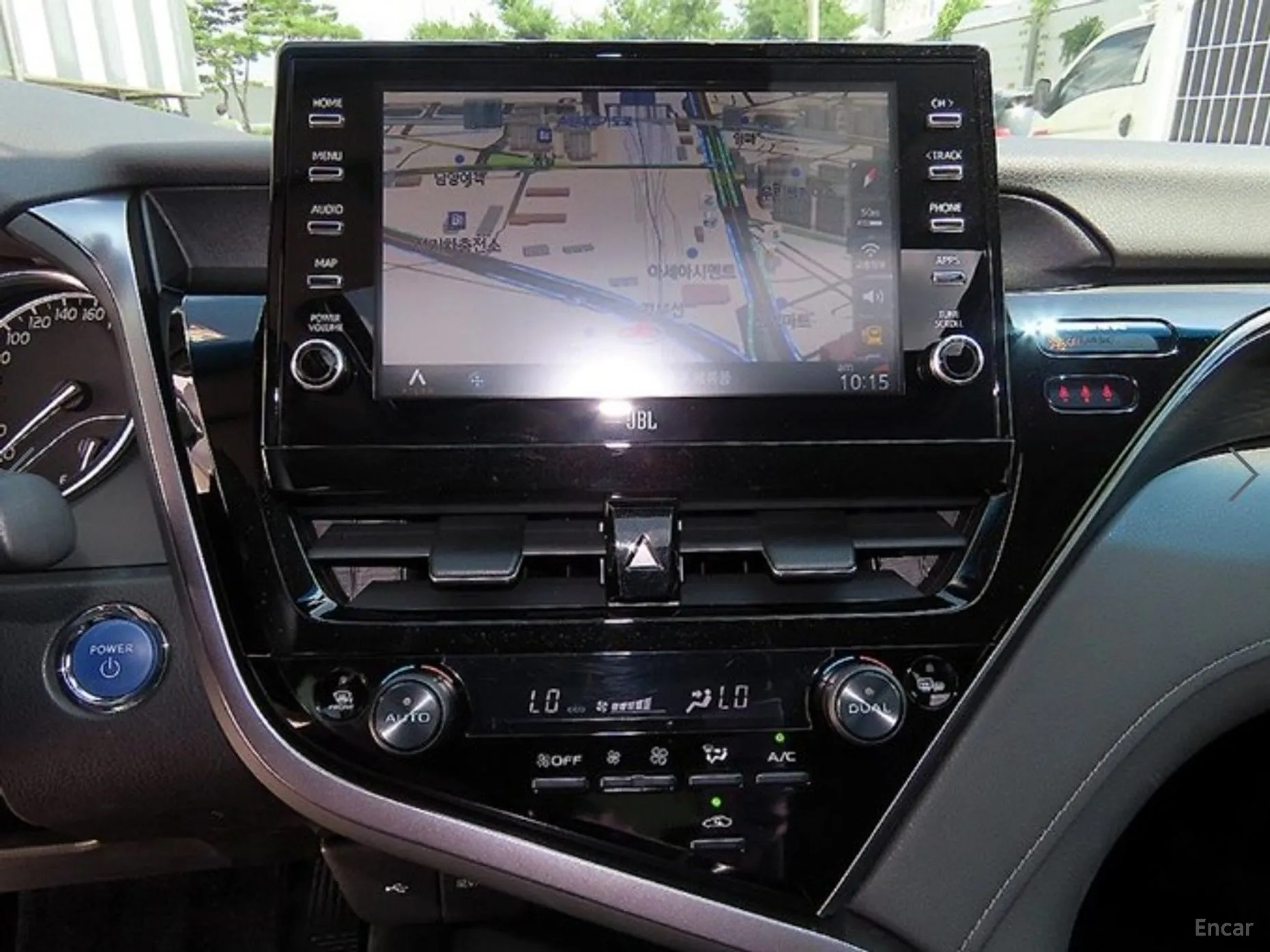 Toyota Camry (XV70) превью 13
