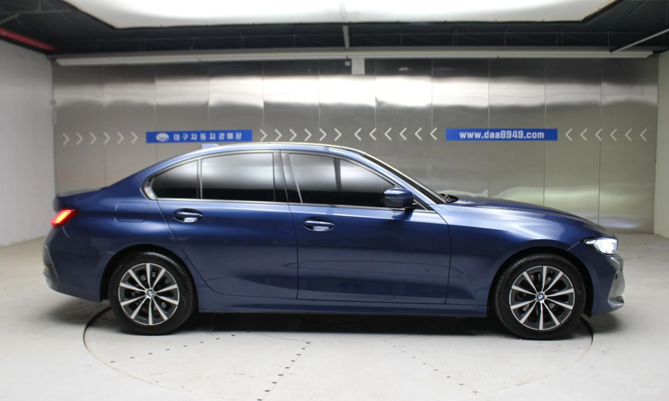 BMW 3 Series (G20) превью 19