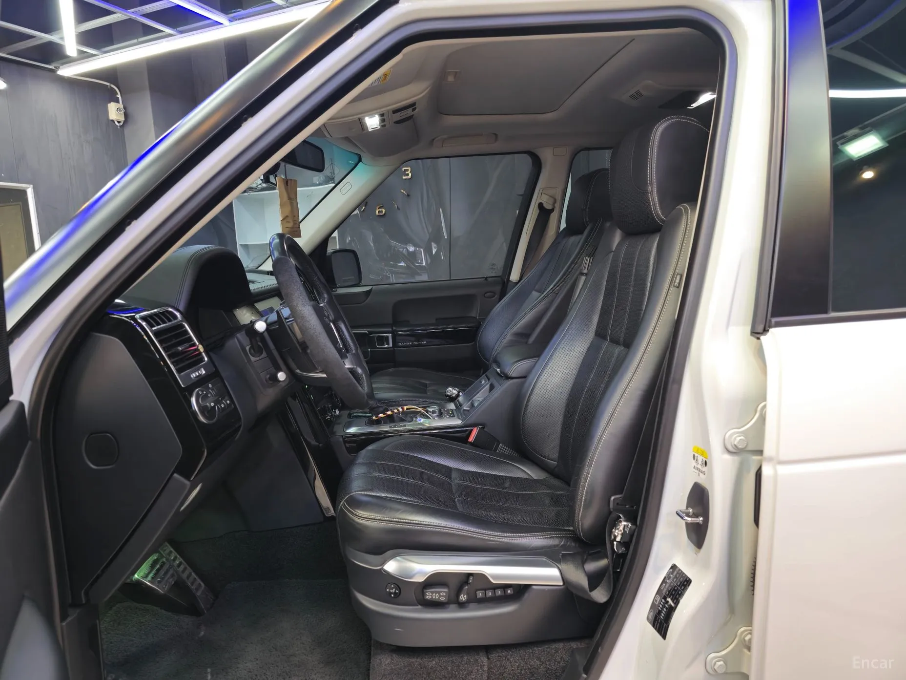 Land Rover Range Rover превью 17