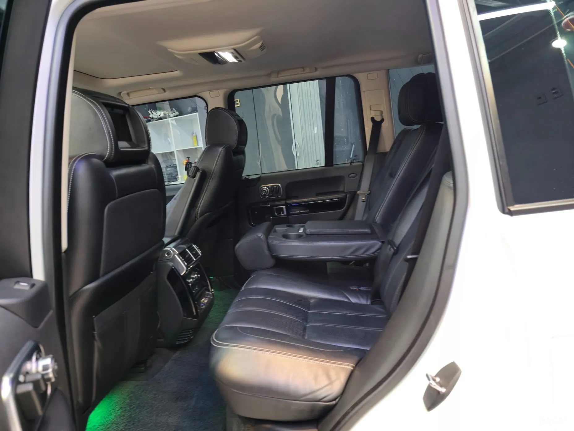 Land Rover Range Rover превью 18