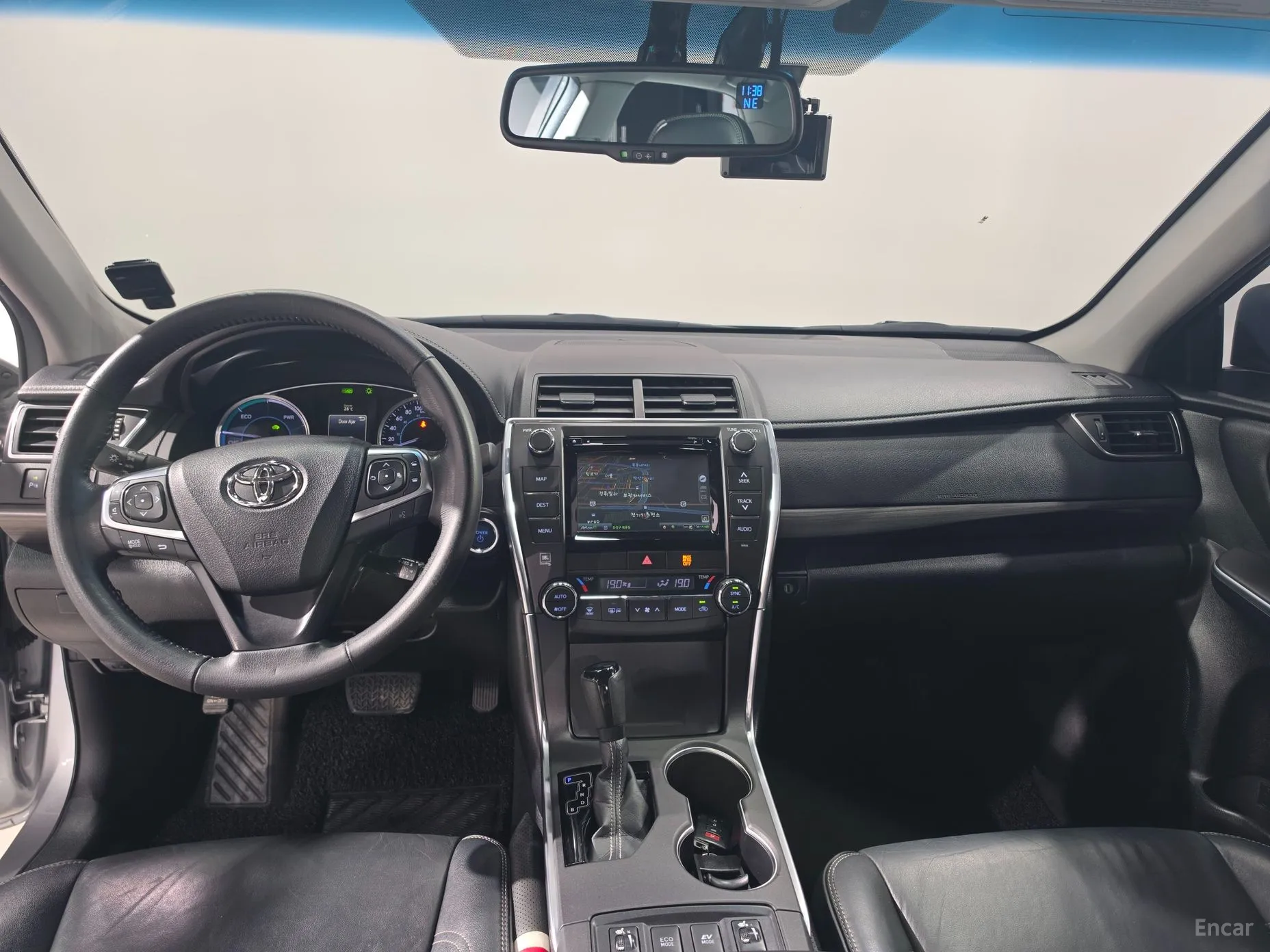 Toyota New Camry превью 11