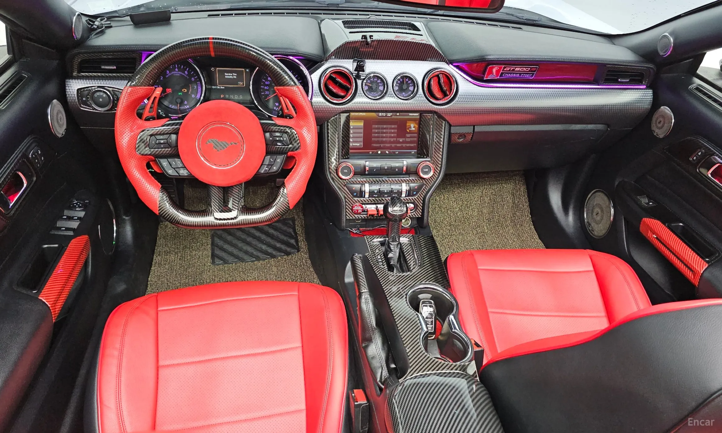 Ford Mustang превью 7