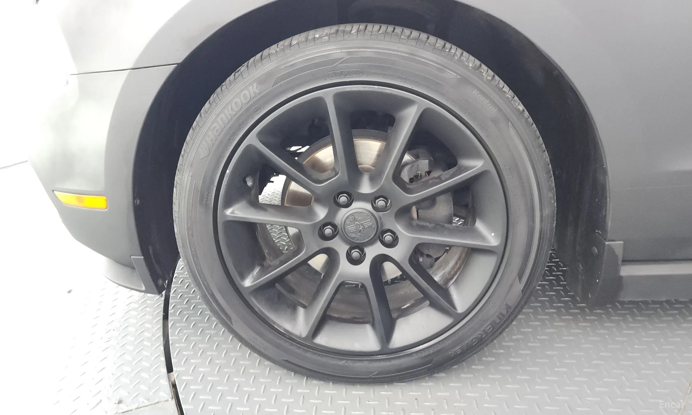 Ford Mustang превью 5