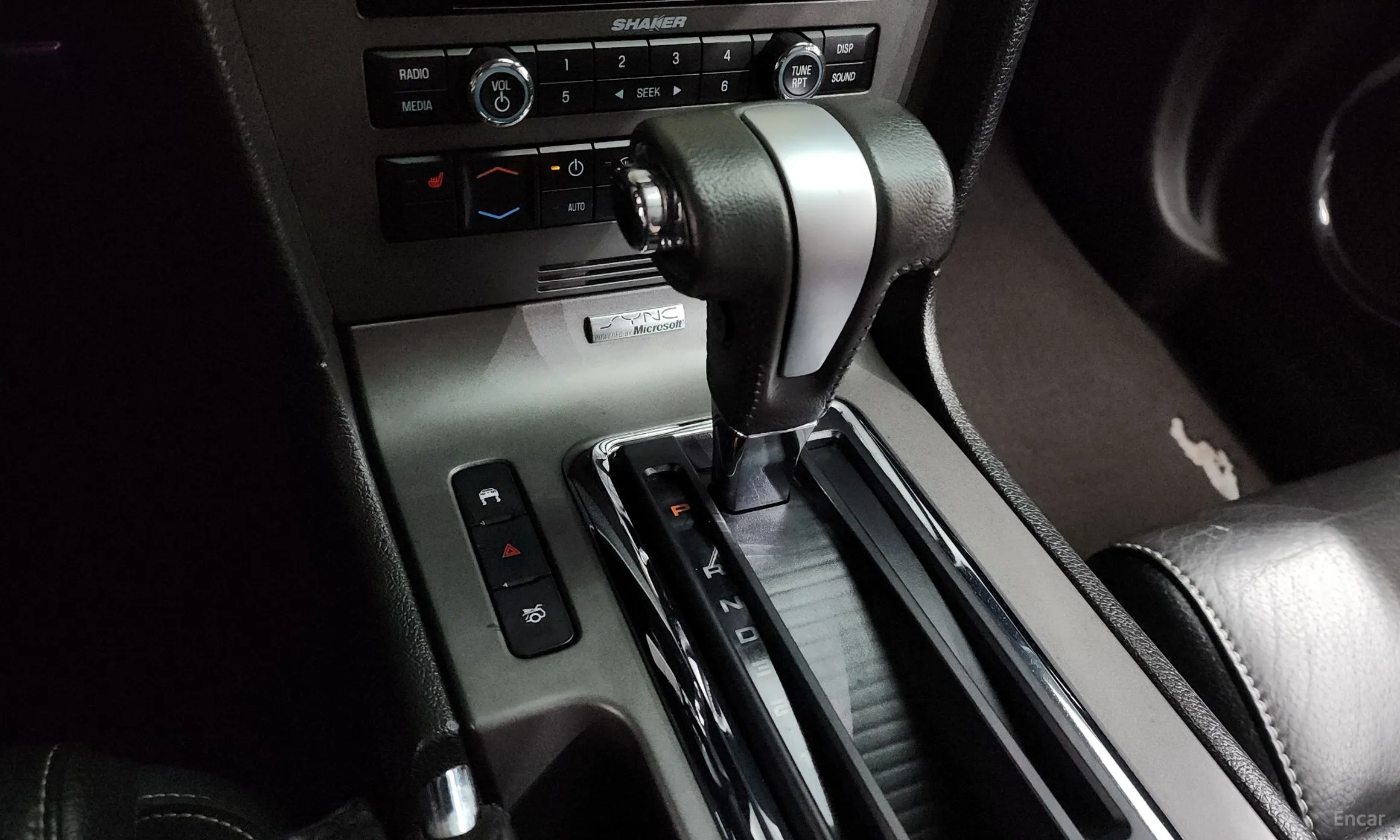 Ford Mustang превью 9