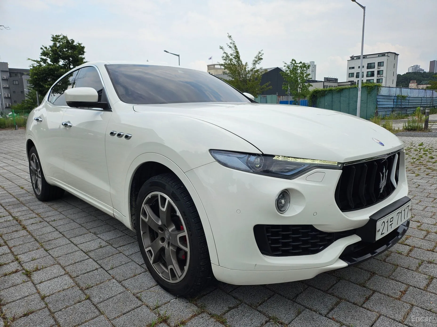 Maserati Levante превью 3