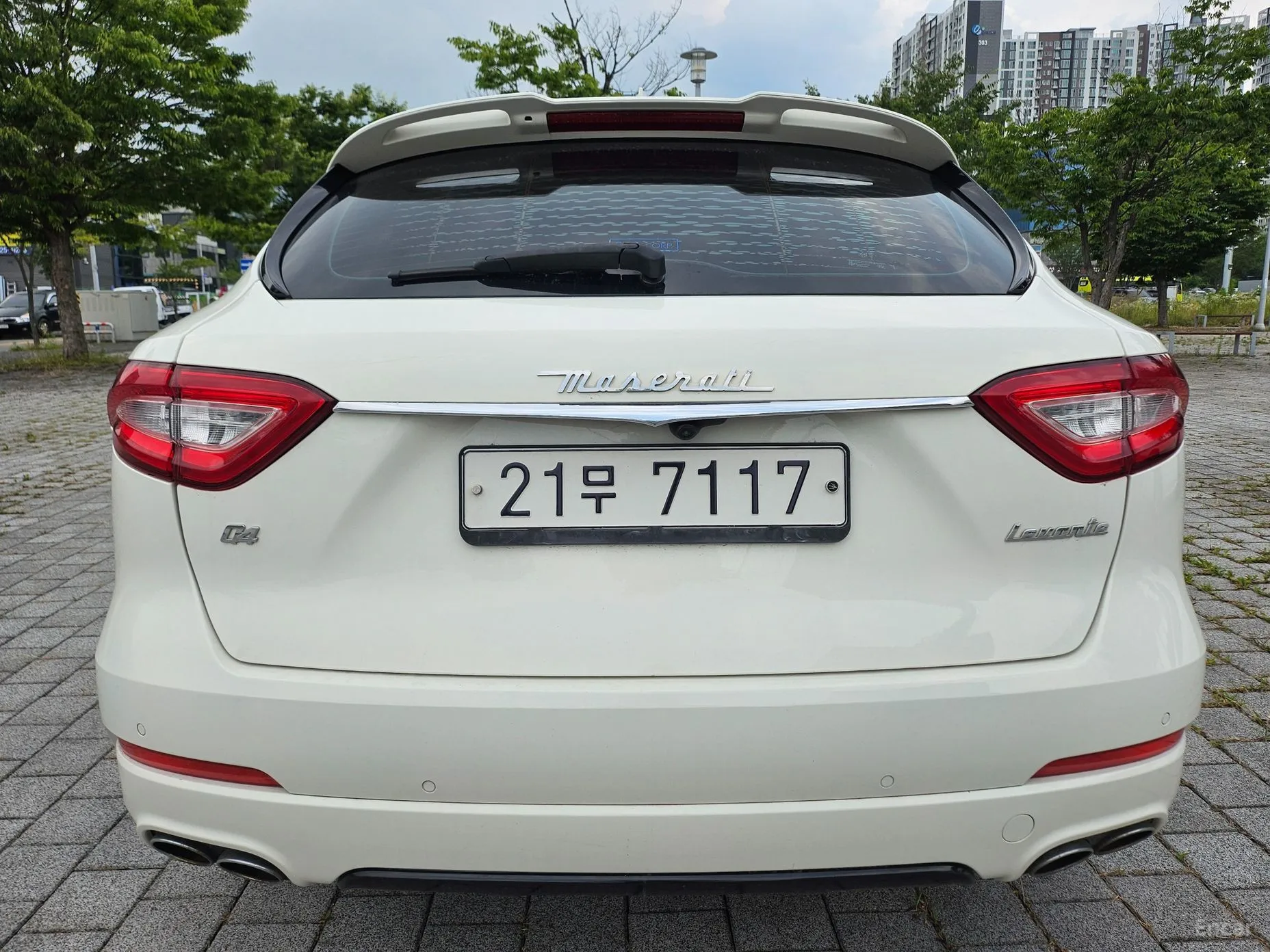 Maserati Levante превью 7