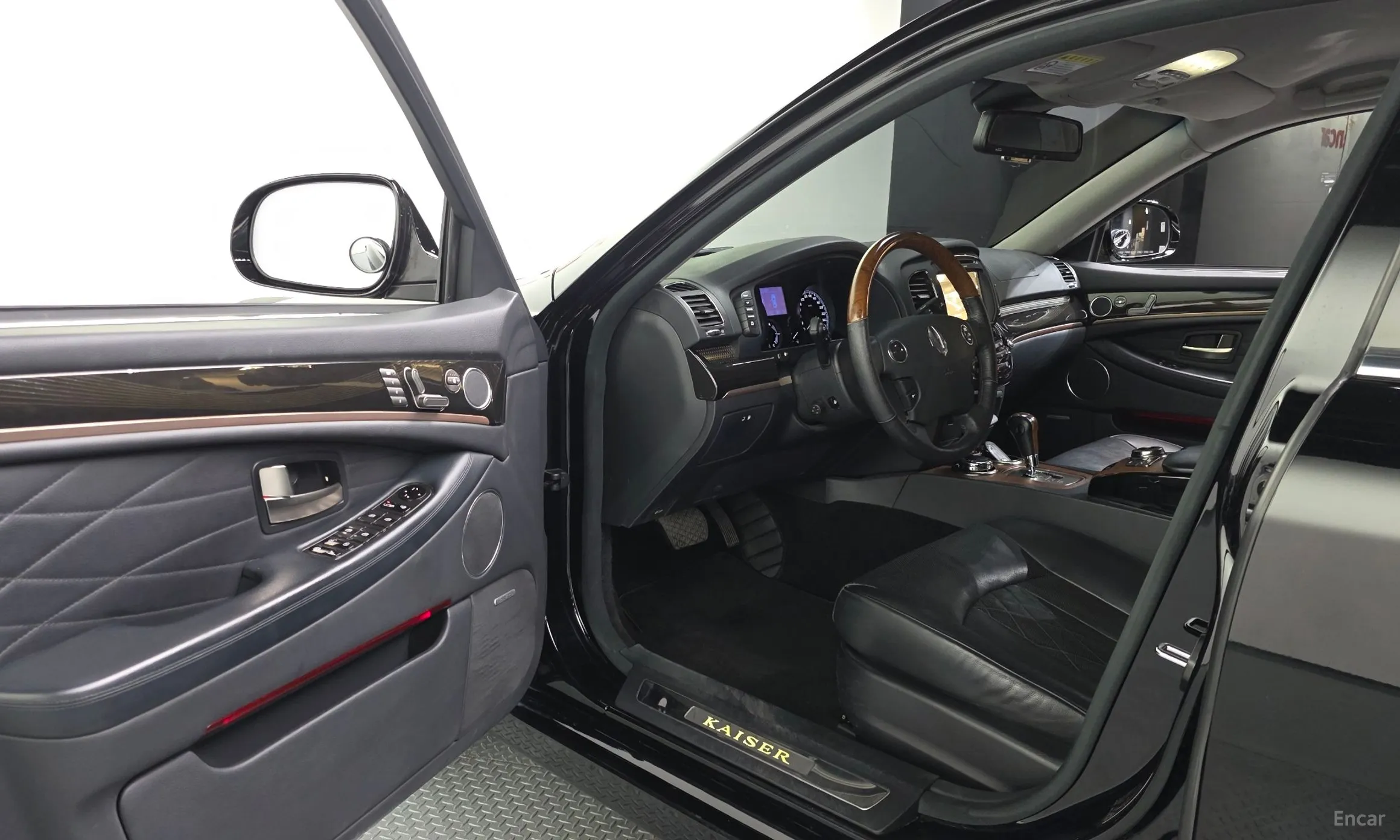 KG Mobility (SsangYong) Chairman W превью 10