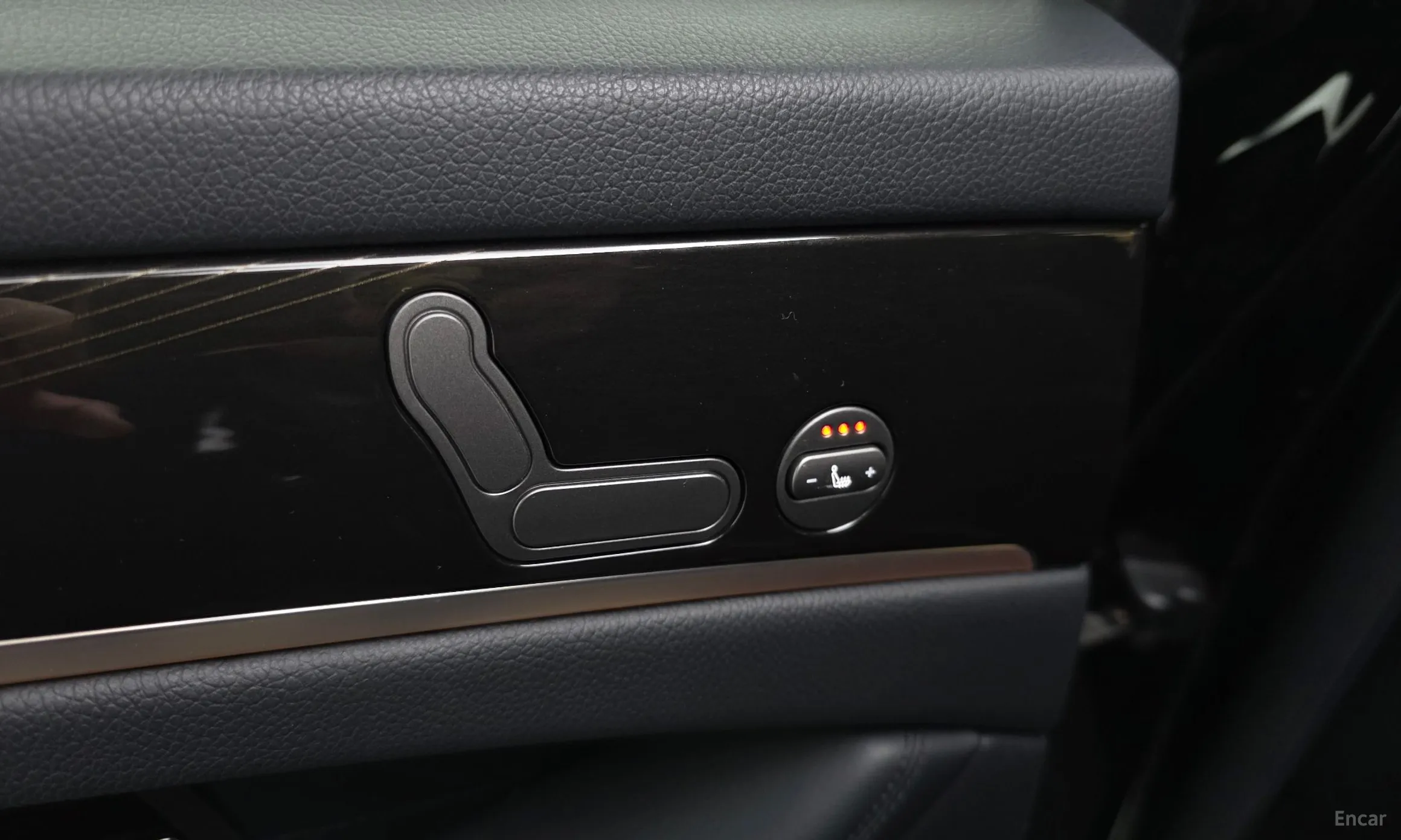 KG Mobility (SsangYong) Chairman W превью 19